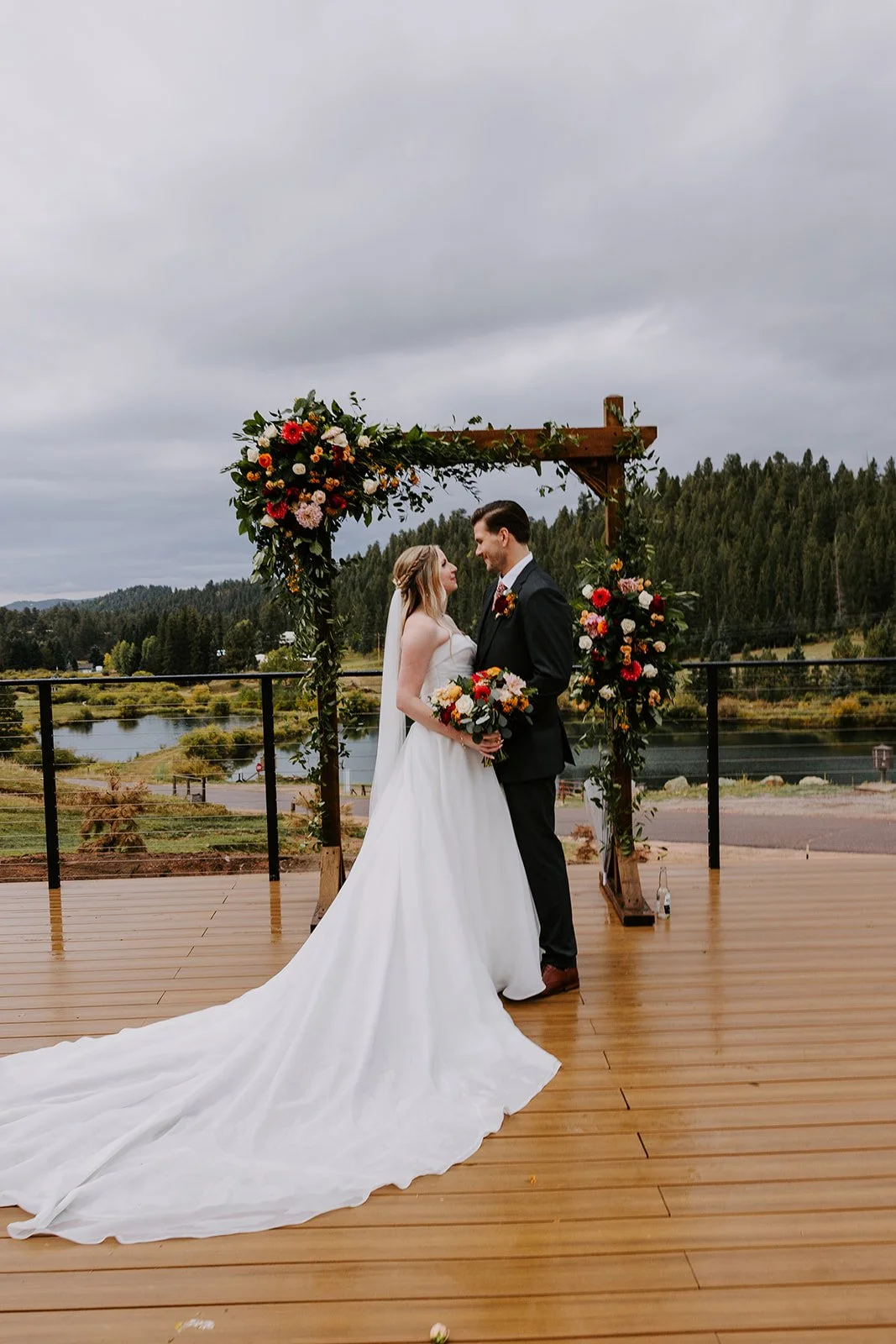 Mountain View Ranch Colorado Wedding144.jpg