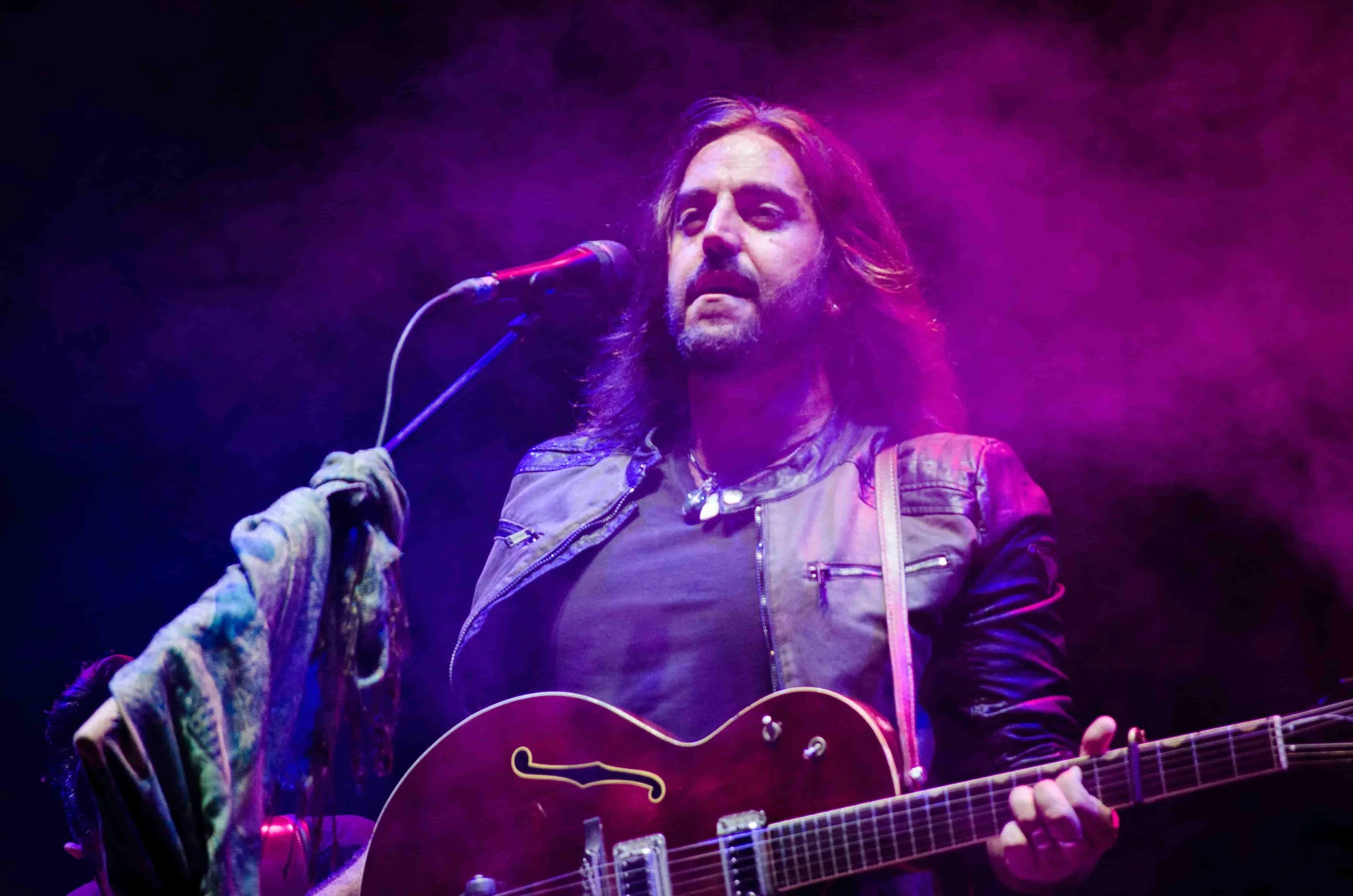 Andres Suarez by Laura Palacio