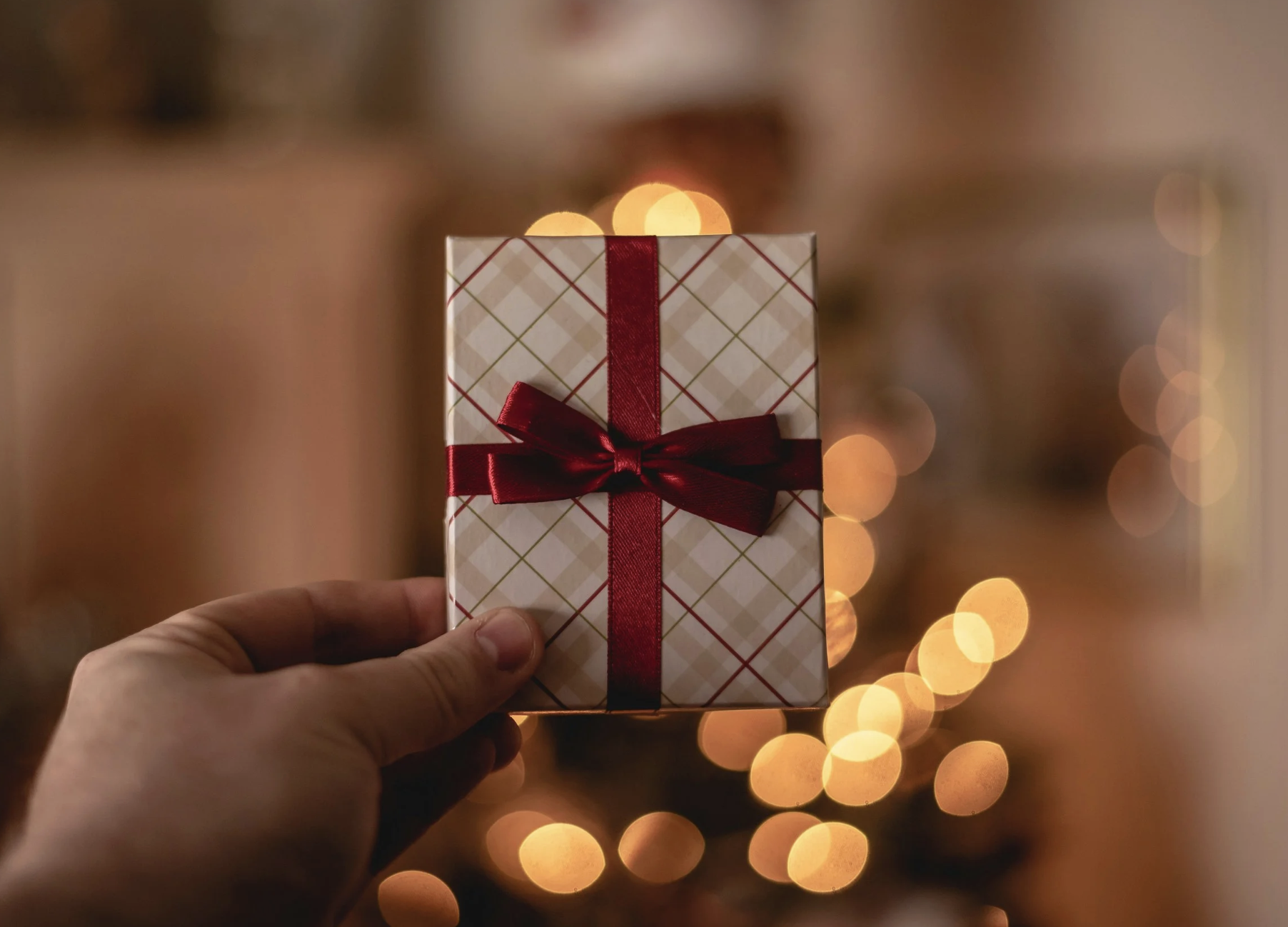 Five Thoughtful Pottery Experiences to Gift This Christmas