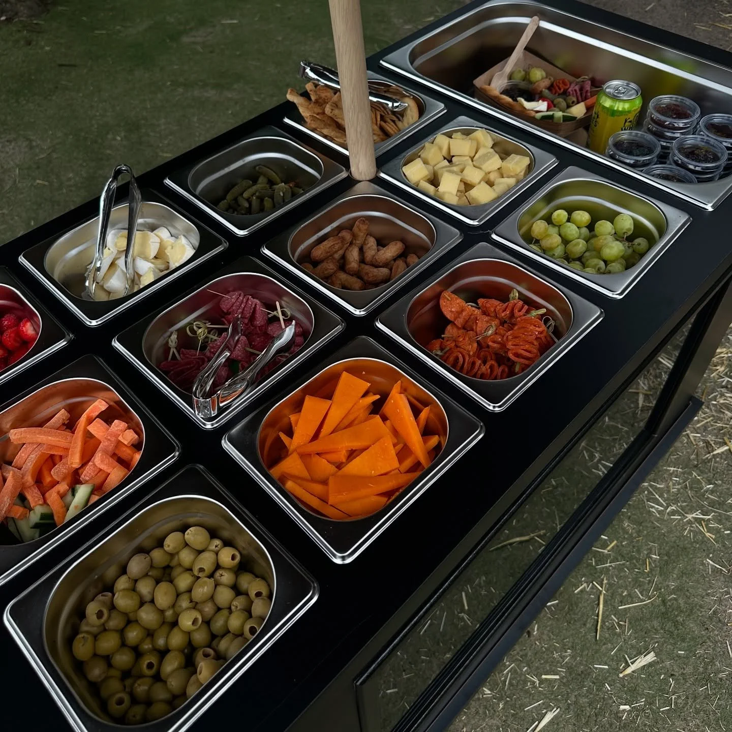 Summer grazing 🍯 🫒 

#girldinner #events #surreyevents #surreycateting #surreywedding