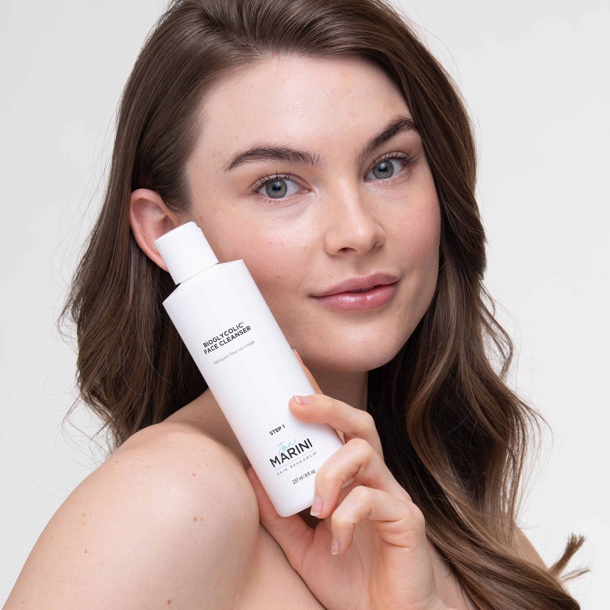 Bioglycolic-Face-Cleanser-ROLLOVER.jpg