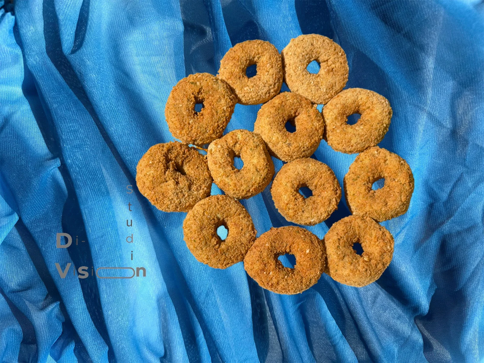 [Photograph] Falafel Rings