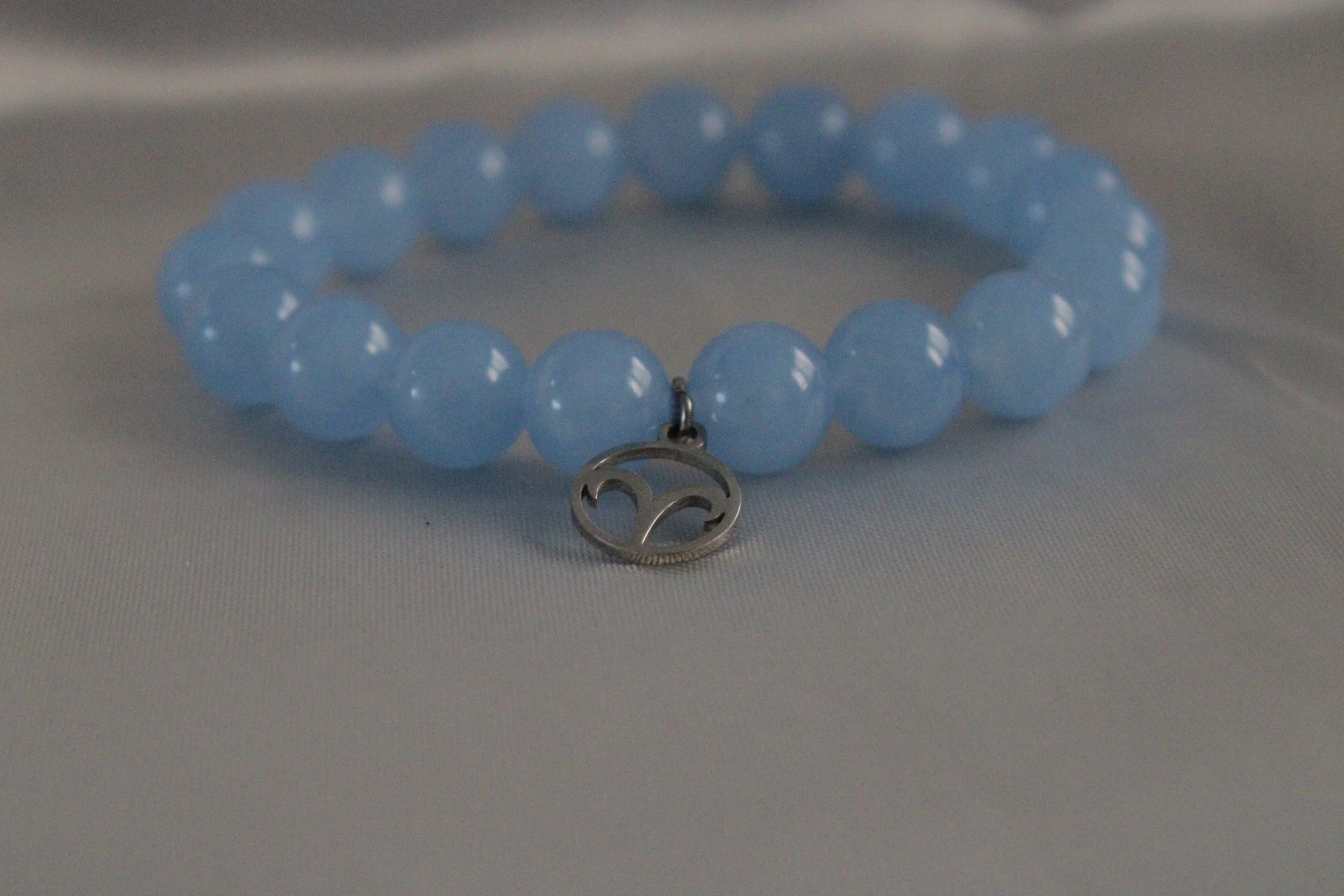 Aquamarine/March: Aries (March 21 - April 19)