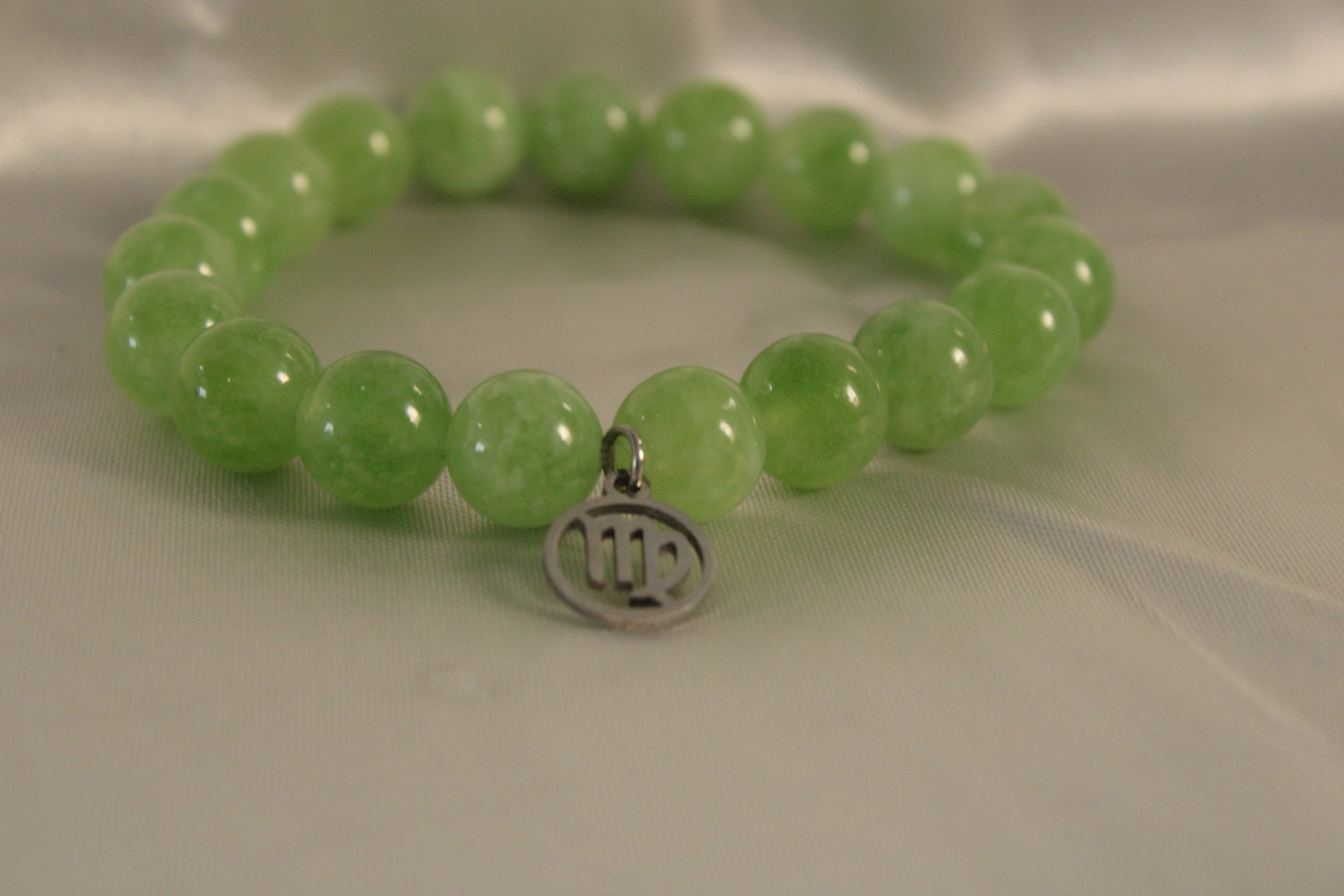 Peridot/August: Virgo (August 23 - September 22)