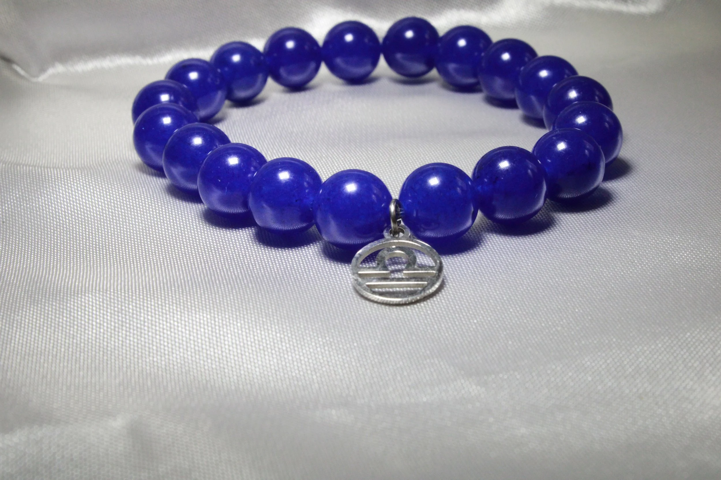 Sapphire/September: Libra (September 23 - October 22)