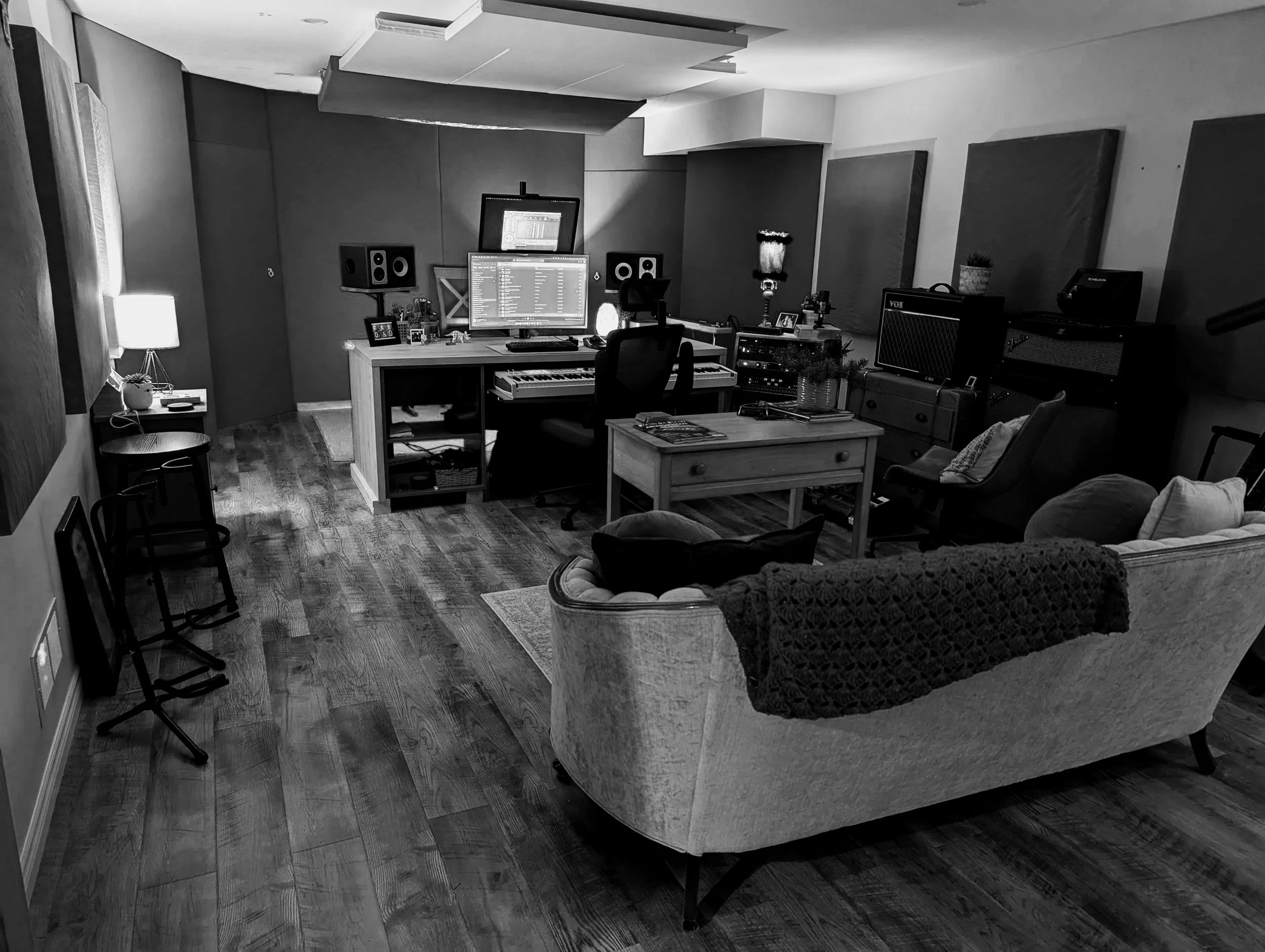 Yellow Door studio london ontario canada Geoff Mills musician recording studio space
