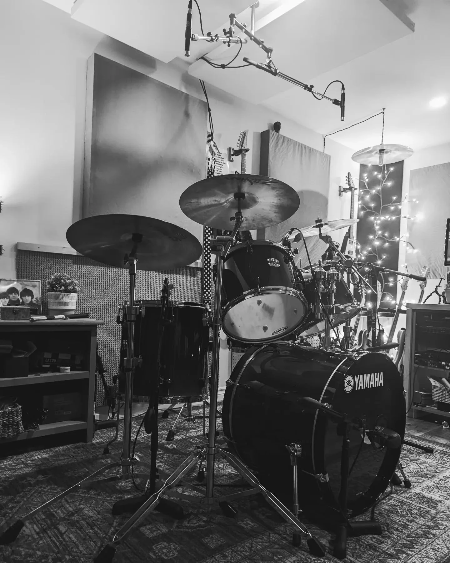 Had the pleasure of recording a fantastic drummer on a great song today during a rare day off of school...where we do stuff like this anyways haha. It's a blast applying all of the concepts at home, every recording is sounding better and better! Can 