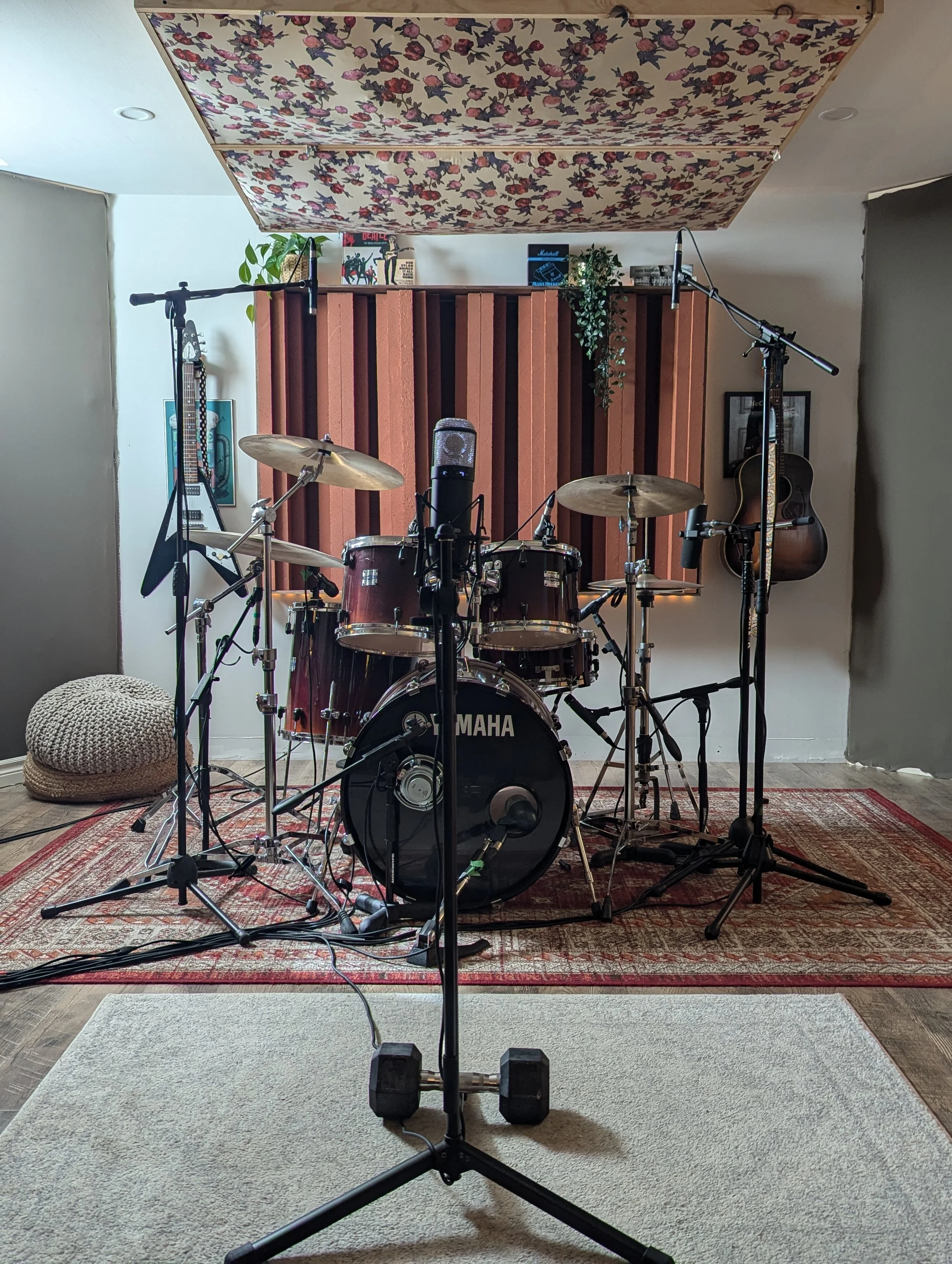 Yellow Door studio london ontario canada Geoff Mills musician recording studio space drum recording shure townsend labs sphere lauten audio sennheiser acoustic space vintage
