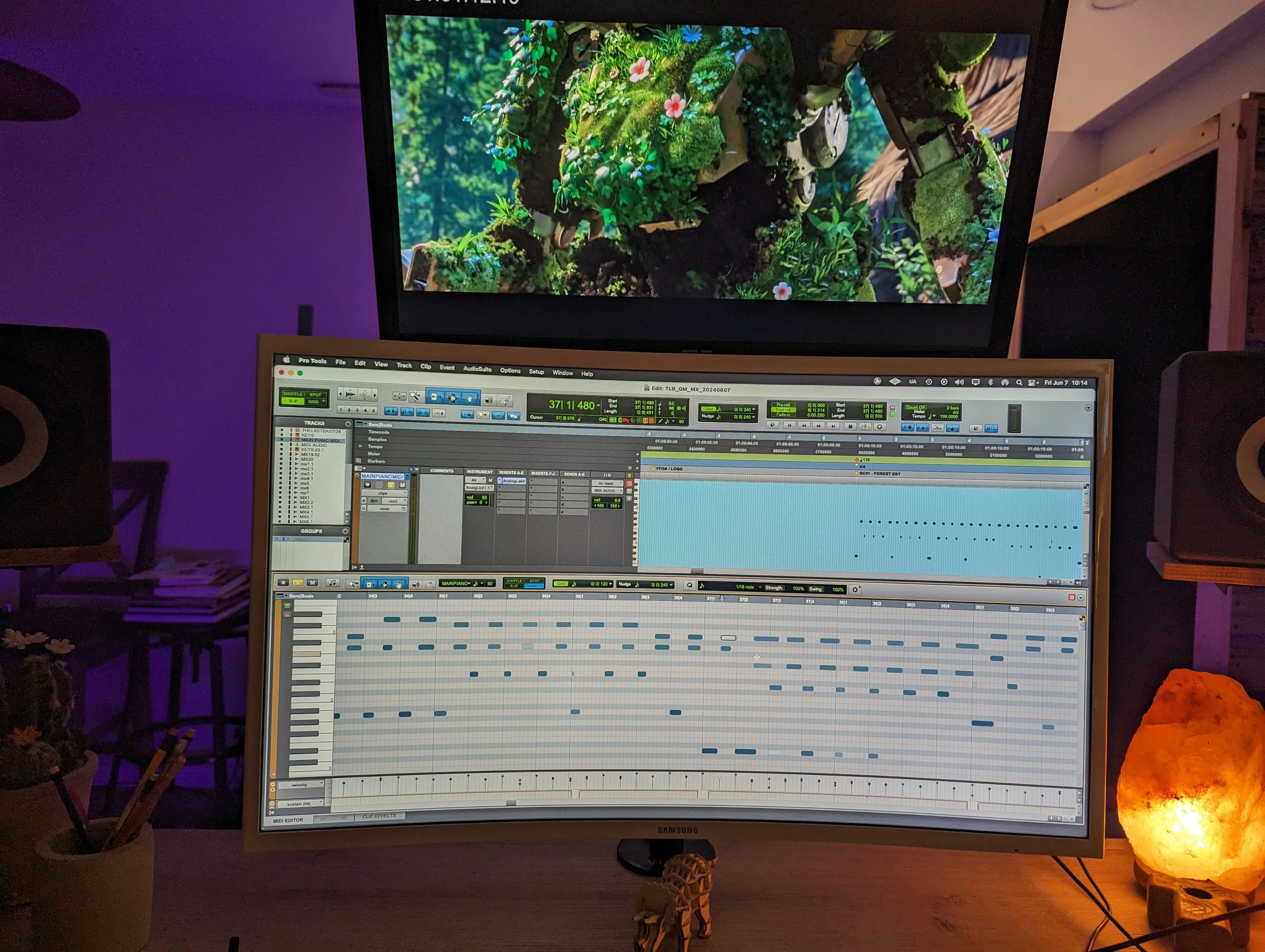 Yellow Door studio london ontario canada Geoff Mills musician recording studio space pro tools audio recording music