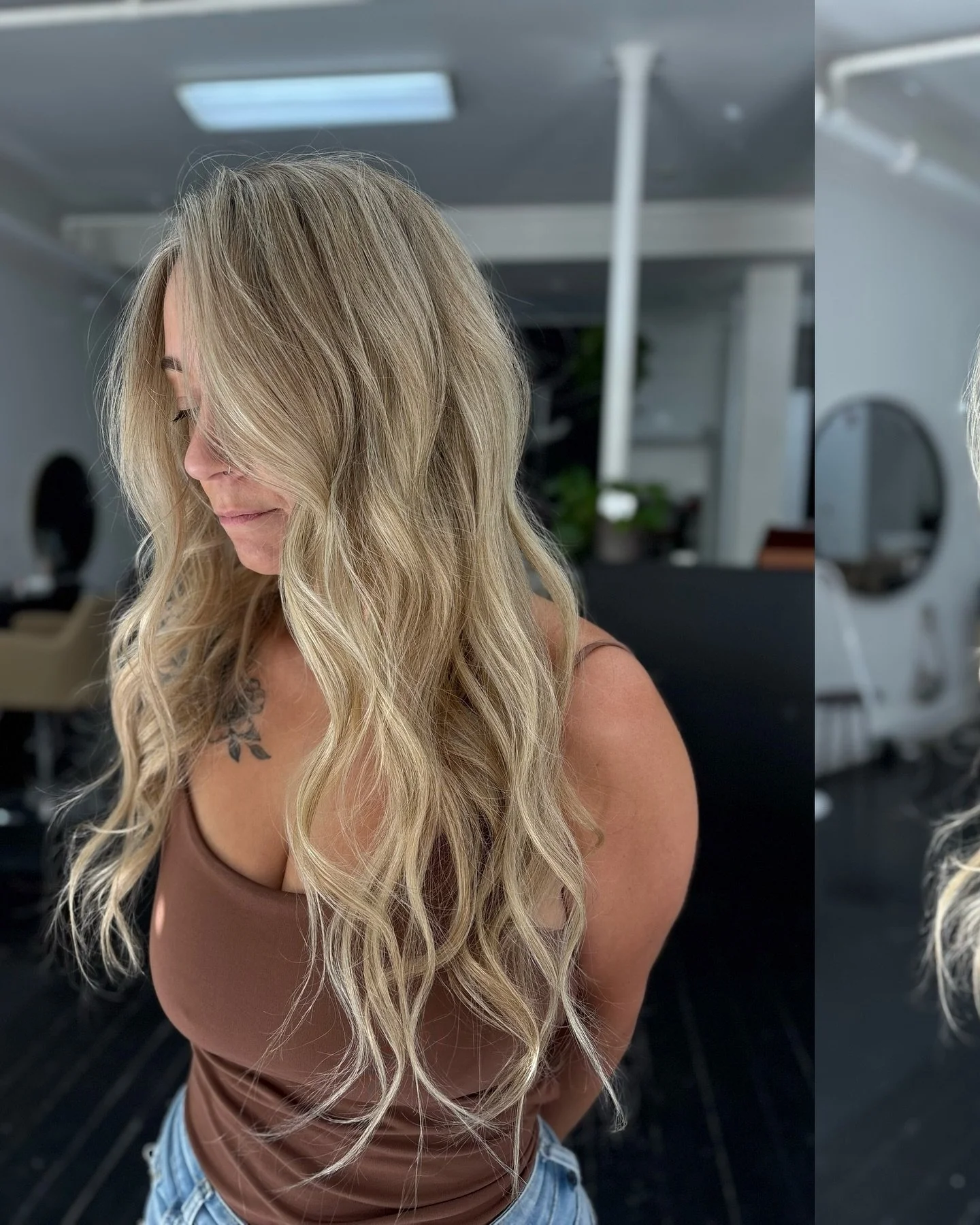 Blondes, listen up&mdash;summer leaves its mark. My go-to reset? A gloss + restorative treatment to revive shine, repair bonds, and bring your color back to luxe status.
You know how to get ahold of us 🤎