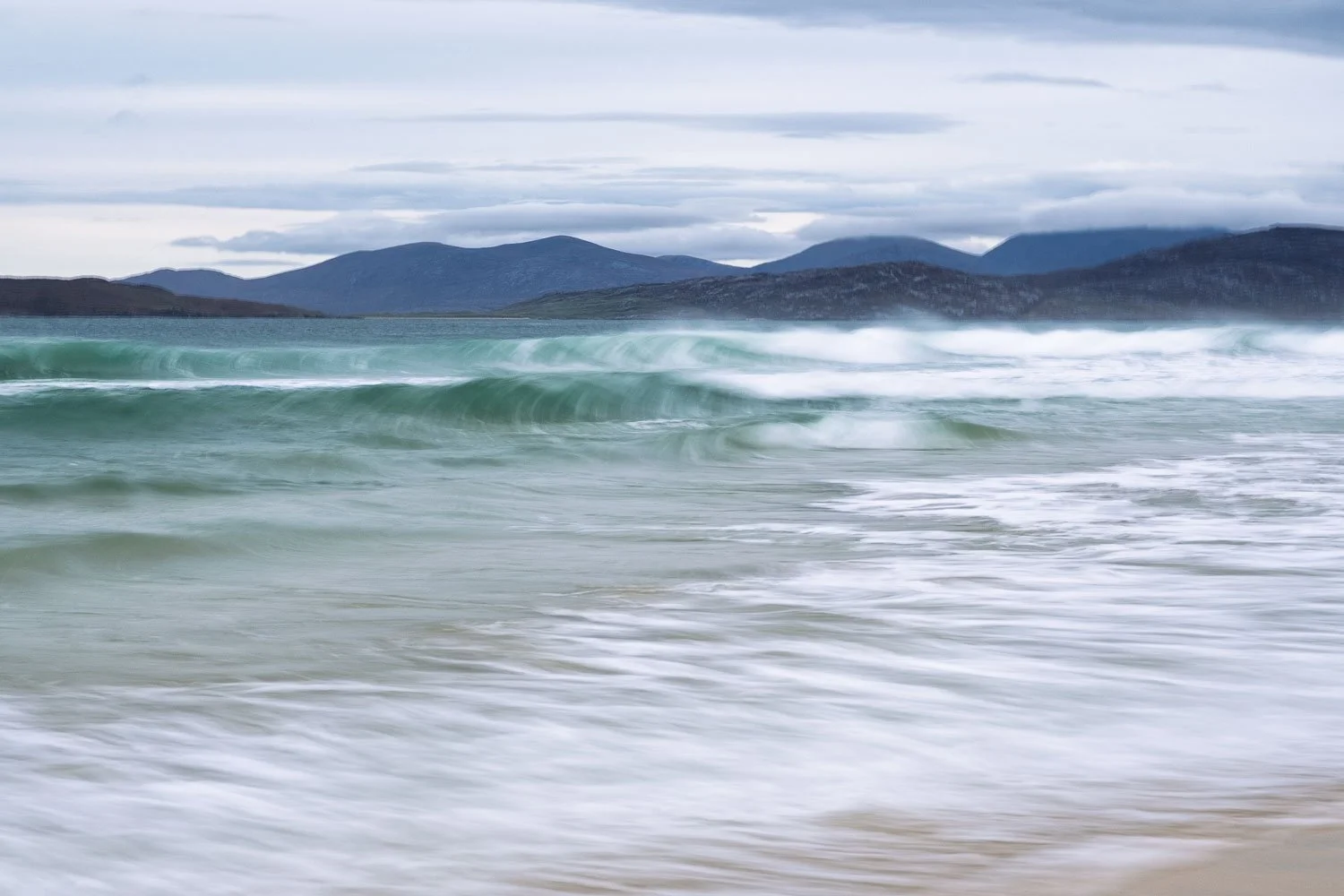 Scarista beach lookng towards Isle of Taransay, Harris.jpg