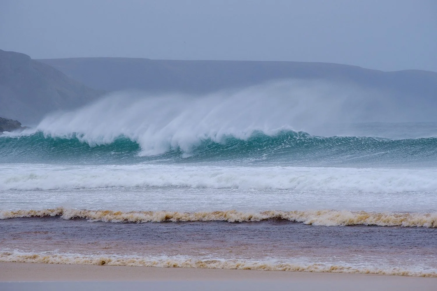 Garry beach storm waves.jpg