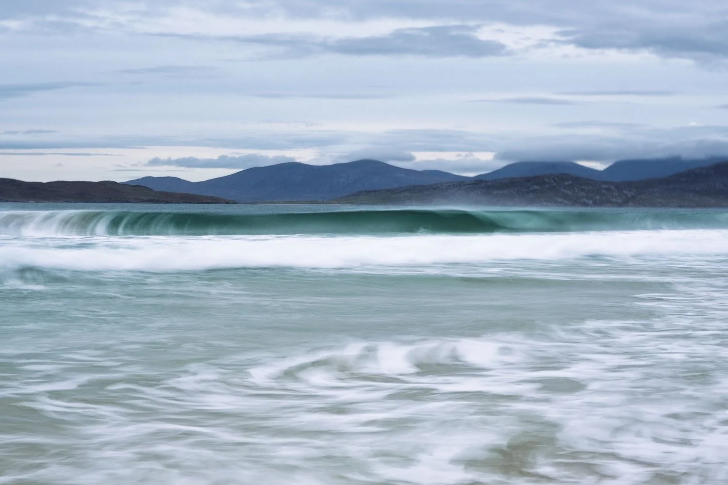 Scarista beach, wave pull.jpg