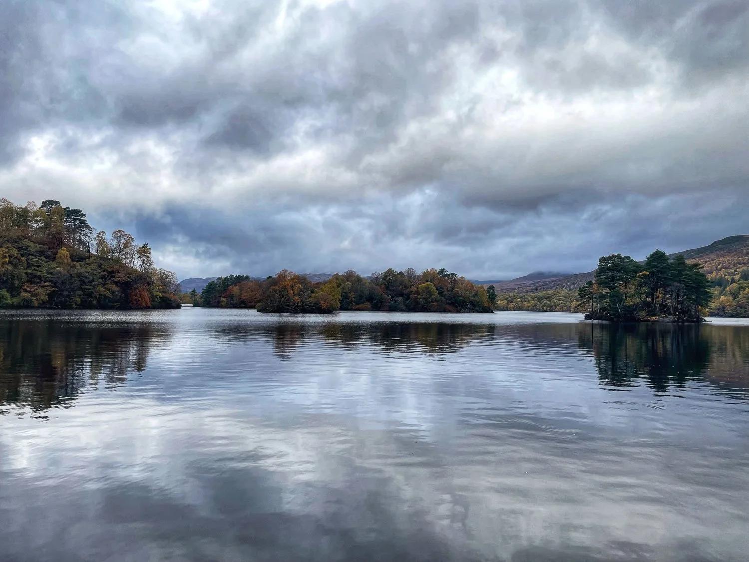 Loch Katrine reflections, Trossachs.jpg