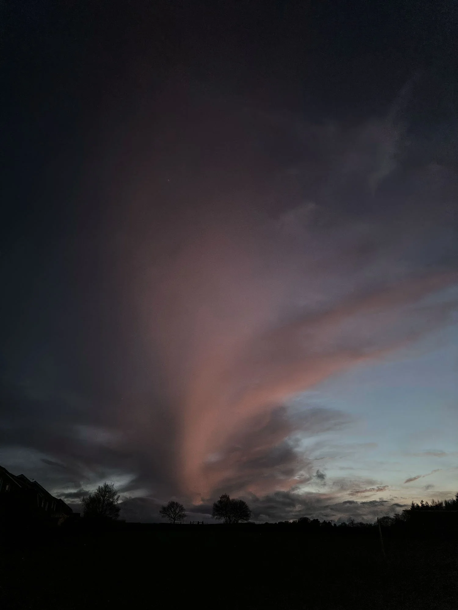 Pink cloud abover Hepworth playing fields at dusk.jpg