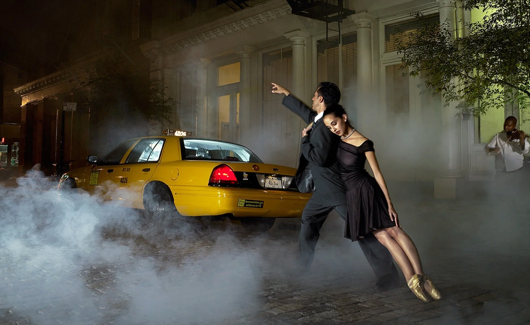 surreal-advertising-dancers-fog-yellow-taxi-mister-lynch-photography.jpg