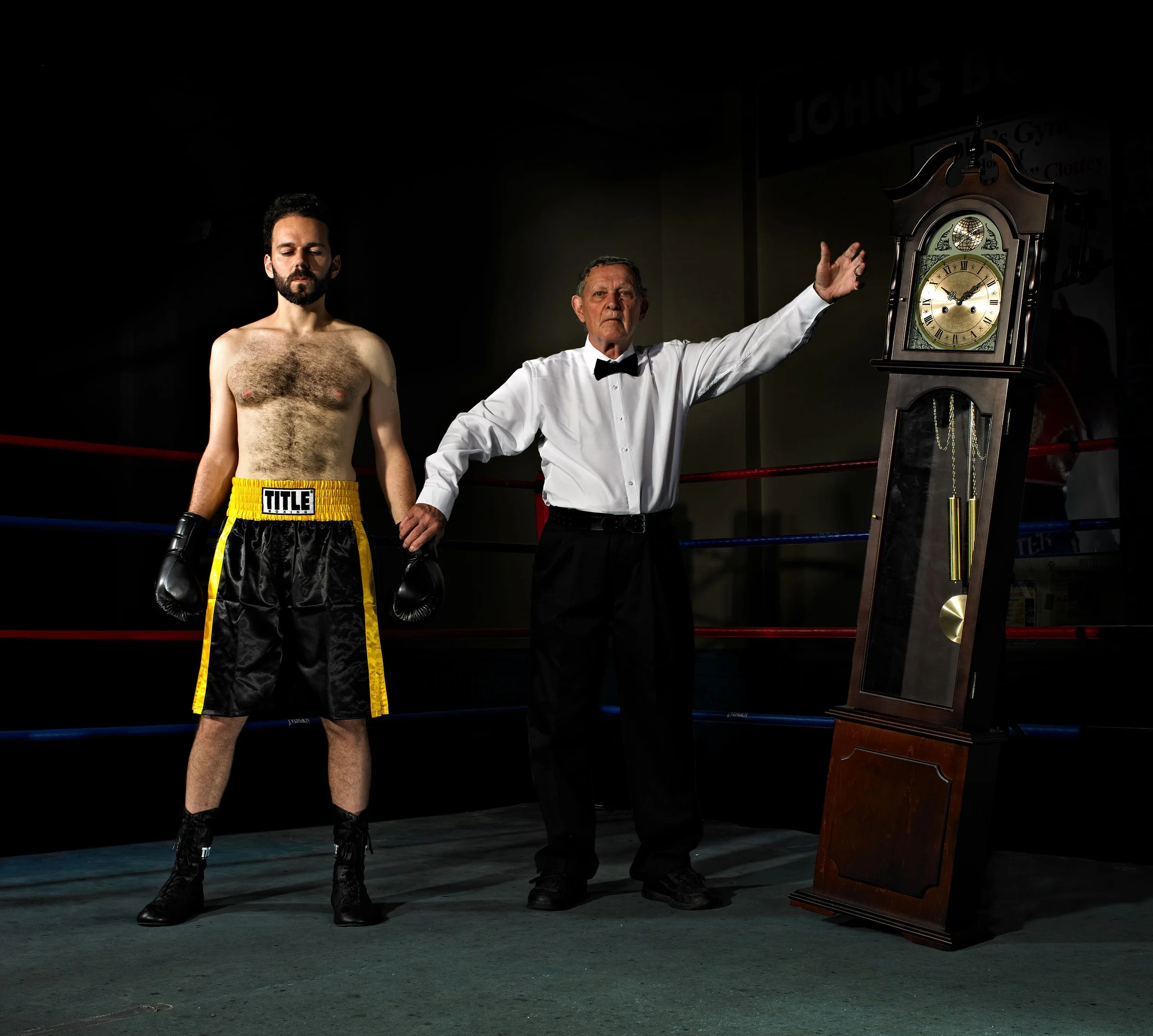 noam-weinstein-clocked-boxer-referee-mister-lynch-photography.jpg