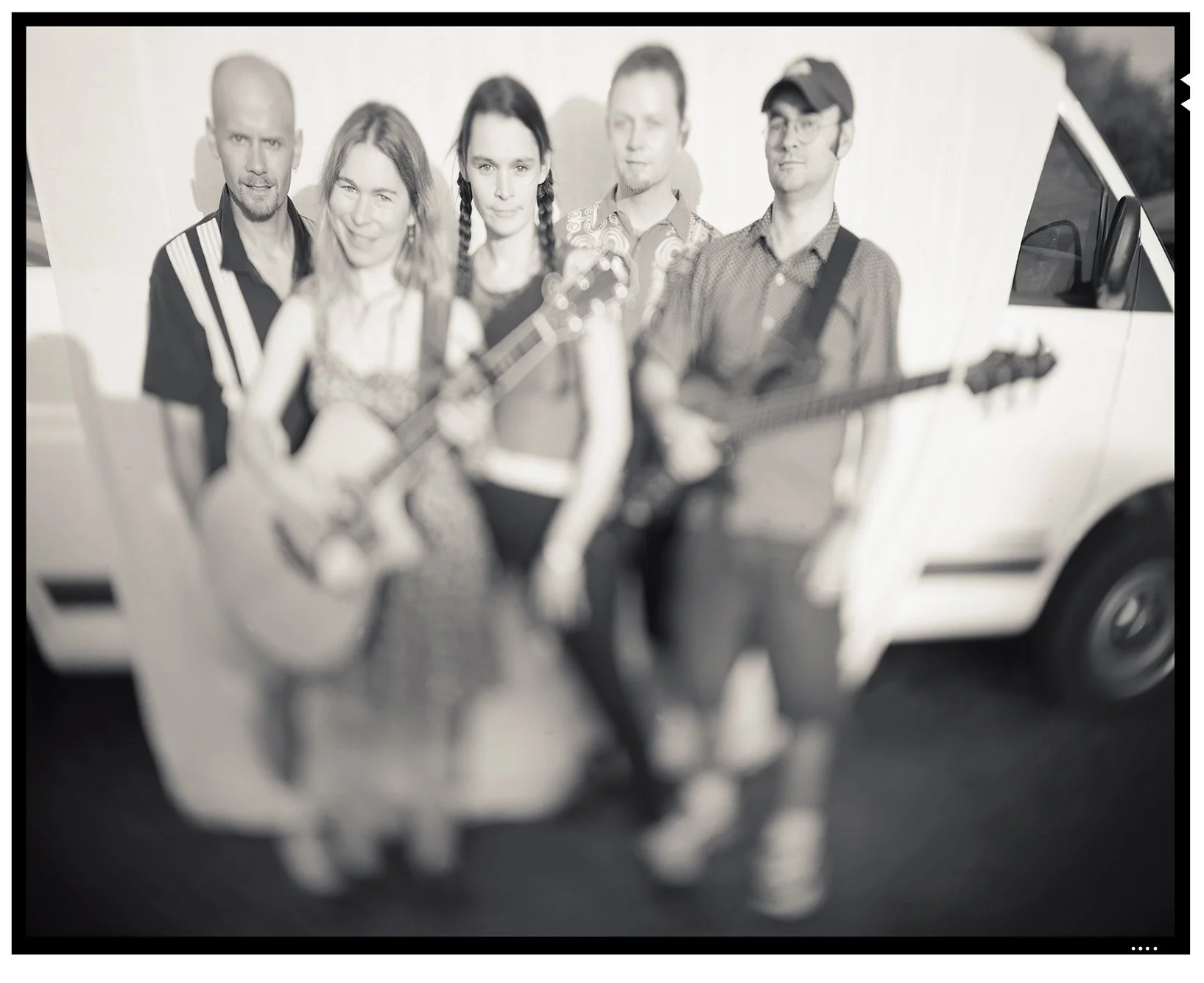 Clearwater-Revival-Folk-Festival_The-Nields.jpg