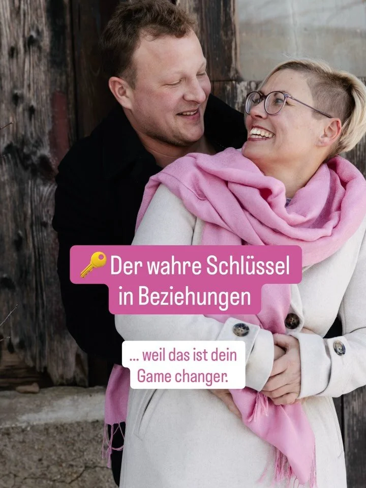 Beziehung ist kein Kuschelkurs.
Sie ist ein Spiegel. 🔍

Dein Partner triggert dich nicht,
um dich zu verletzen &ndash;
sondern damit du dir selbst begegnest.
Ohne Maske. Ungesch&ouml;nt.

Der wahre Schl&uuml;ssel in Beziehungen? 🔑
Nicht Recht haben