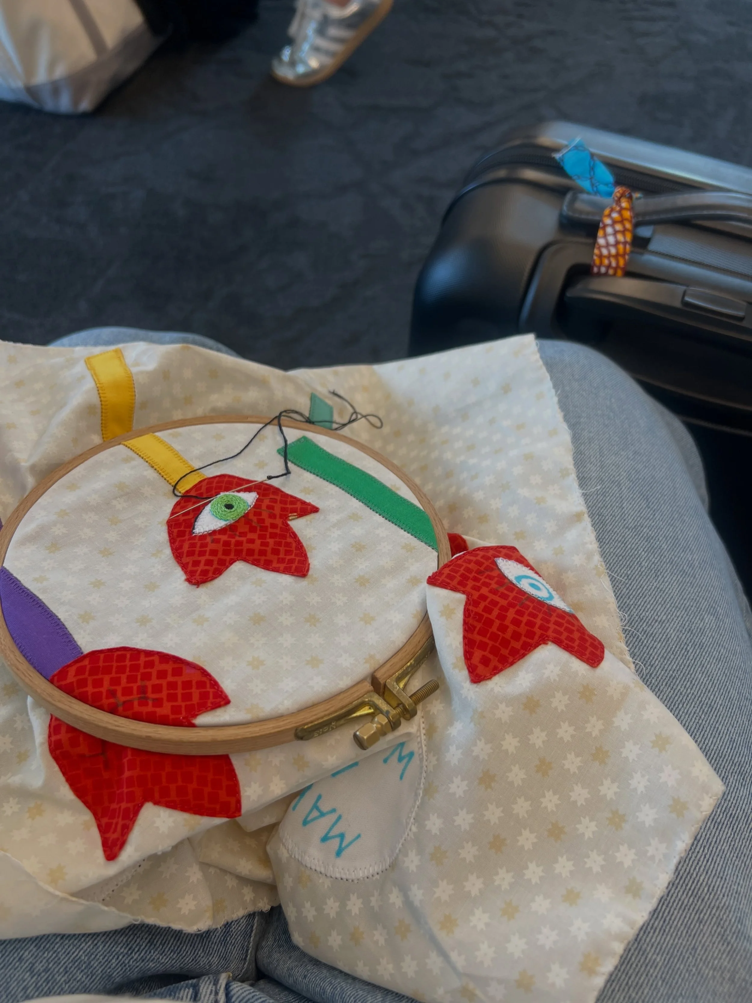 Spent the week at @hhamericas and it was sooo interesting to observe the business side of the industry 👀 But the best was really to see some friends and beautiful designers work ✨ also managed to squeeze in some time to embroider with @aurifilthread