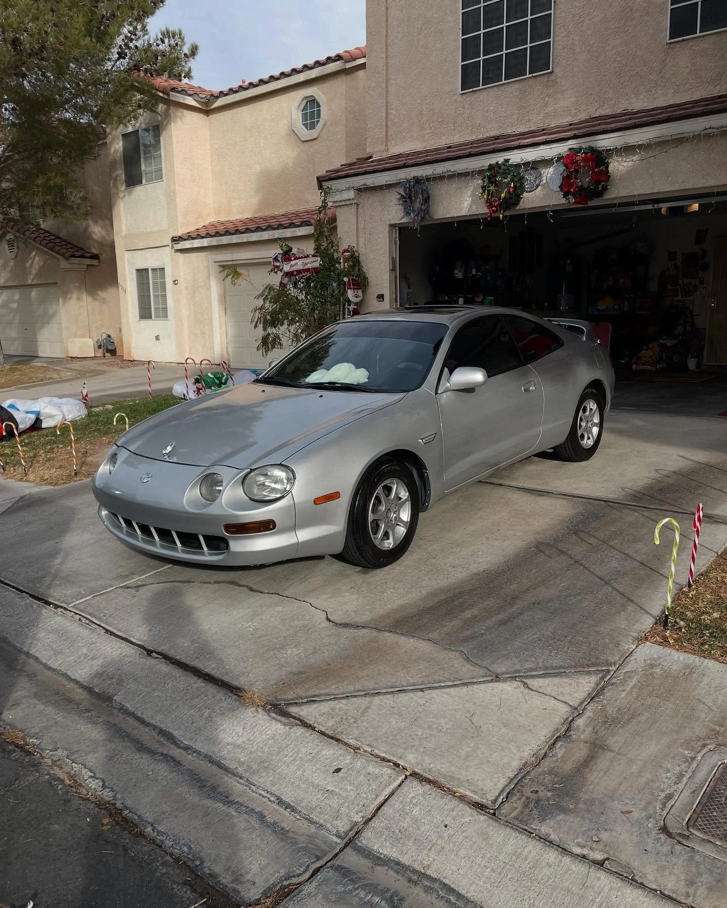 Oldie but goodie, &lsquo;93 Toyota Celica
Paint enhancement and ceramic sealant