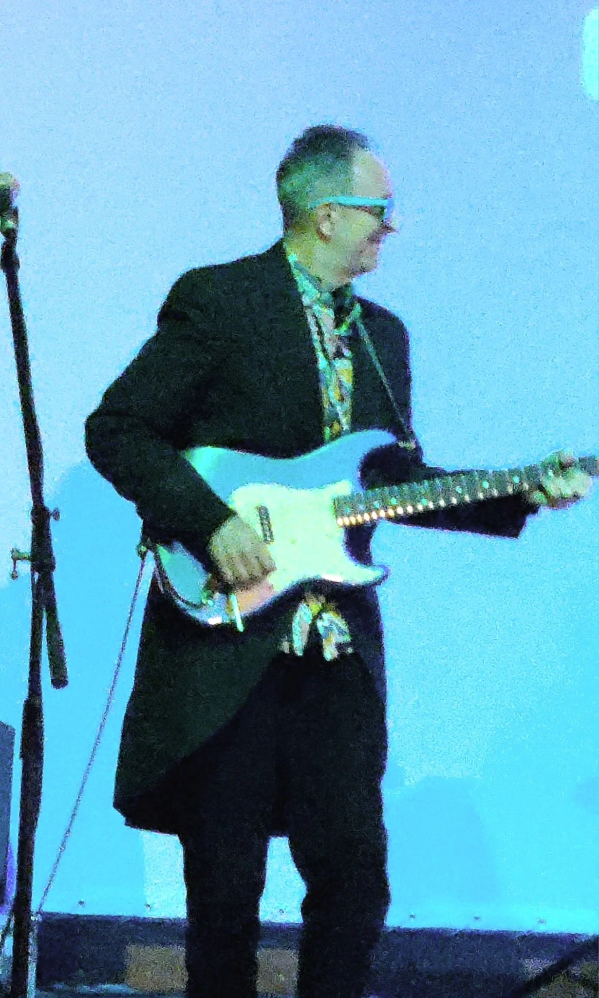 Dennis+looking+sharp.jpg