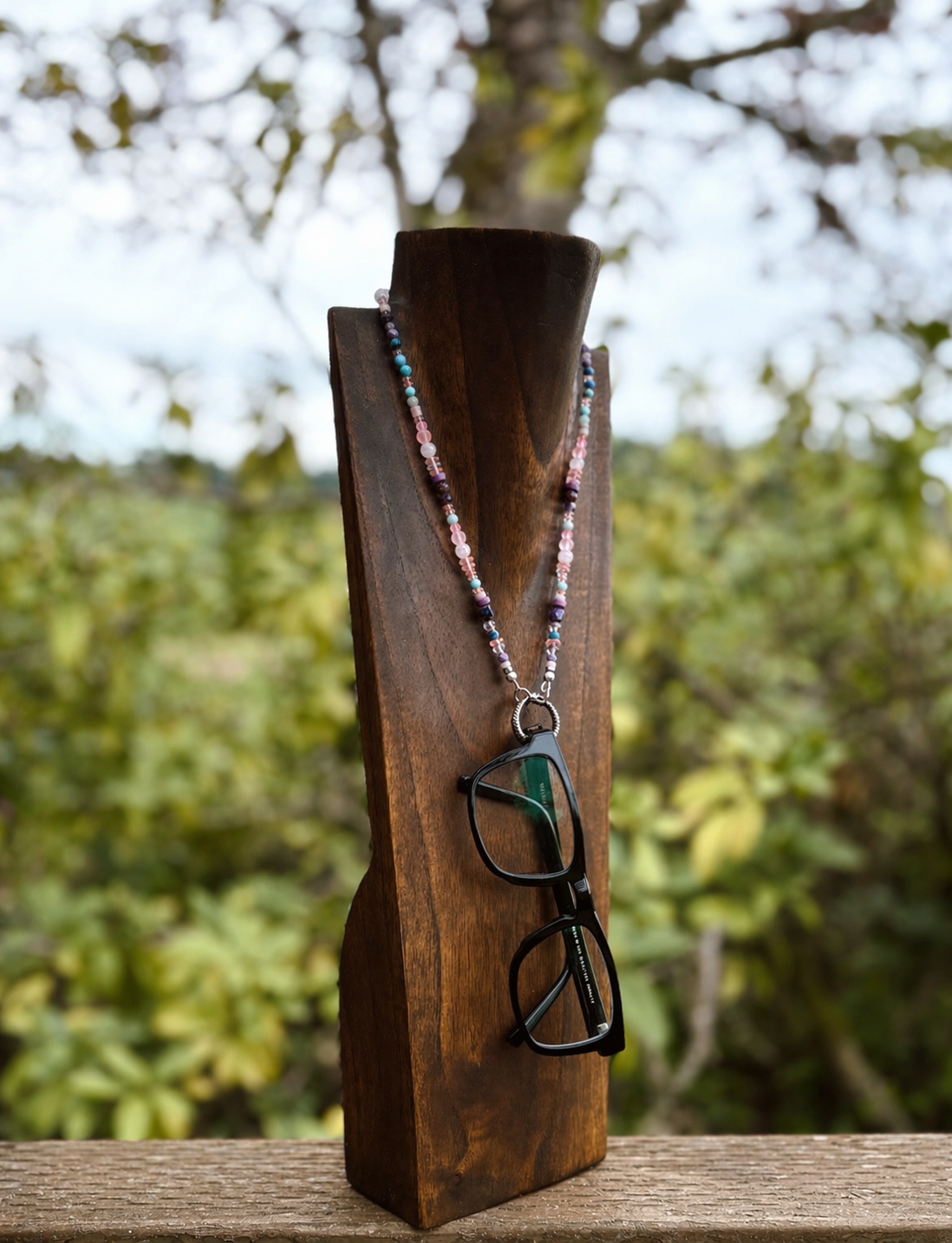 Magic Recipe custom gemstone eye glasses ring holder.PNG