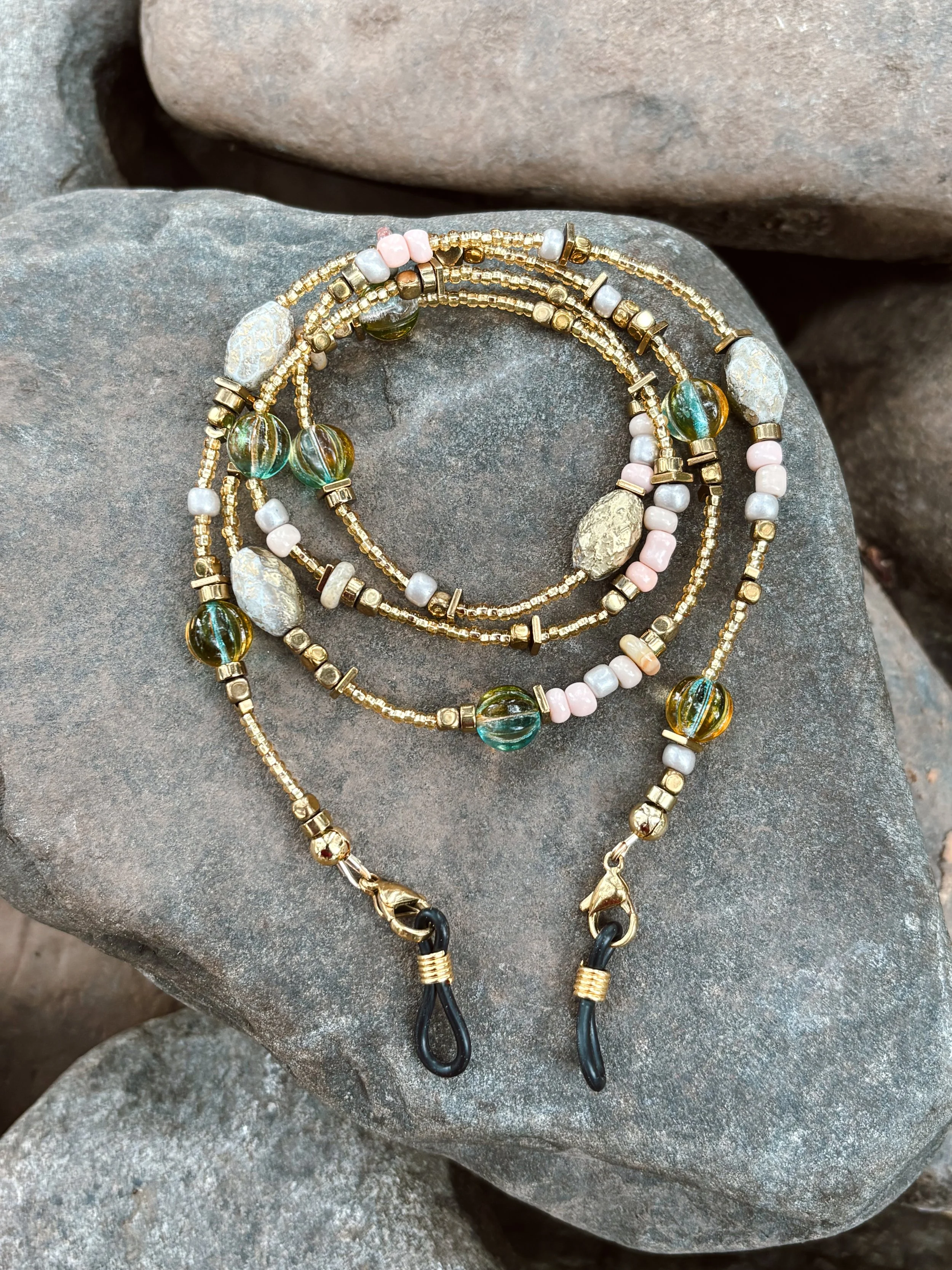 Magic Recipe - eye glasses chain adornment.JPG