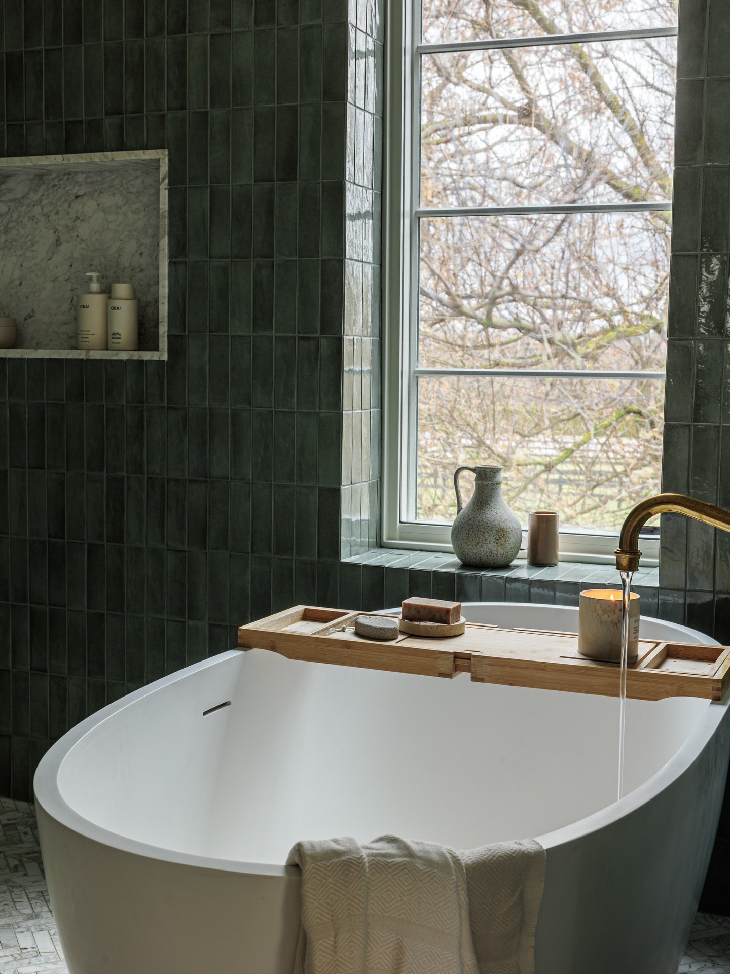 THE perfect place for an everything shower 🧖🏼&zwj;♀️🫧🤎

#projectrockwood shot by @23mediaco 

Interior Design Bathroom Renovation Master Bath Design Inspo Tile Shower