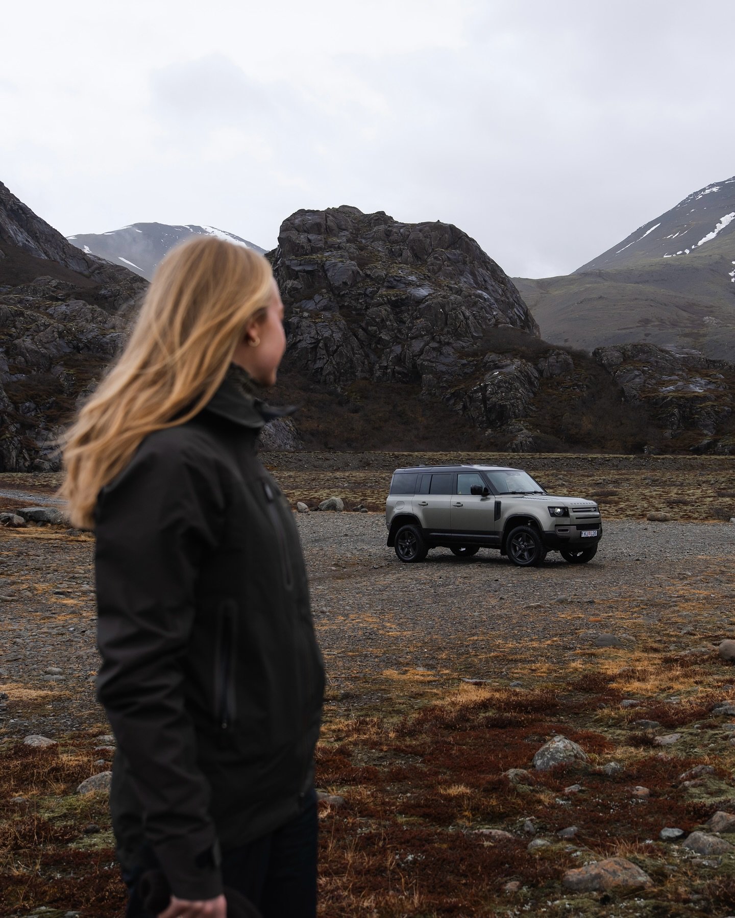 We crossed glacier rivers, hiked for hours, and found ourselves completely alone in front of a lagoon filled with frozen giants 🧊 Silence like this doesn&rsquo;t exist in many places anymore. This is why I&rsquo;ll never stop exploring Iceland like 