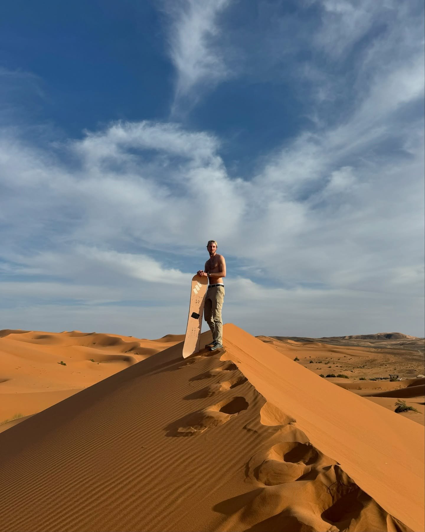 Sandboarding down the dunes of the Sahara 🌵
Swipe to see me crash hard