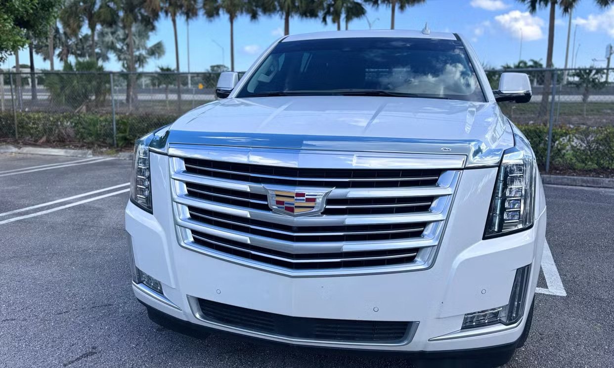 Cadillac Escalade ESV 2016