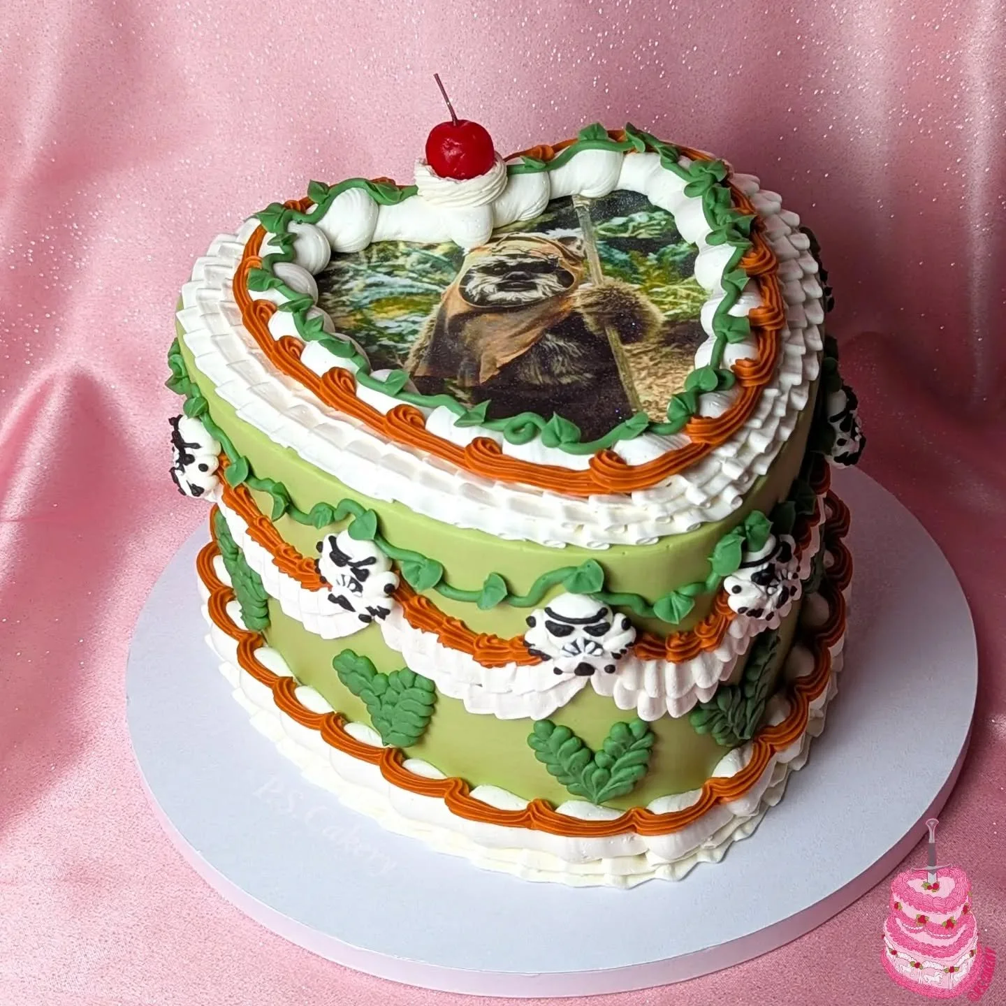 Cute Ewok Star Wars cake from a little while back!!! 🌿🐻🧡

♡

#vintagecake #lambethcake #bespokecake #customcake #daggercake