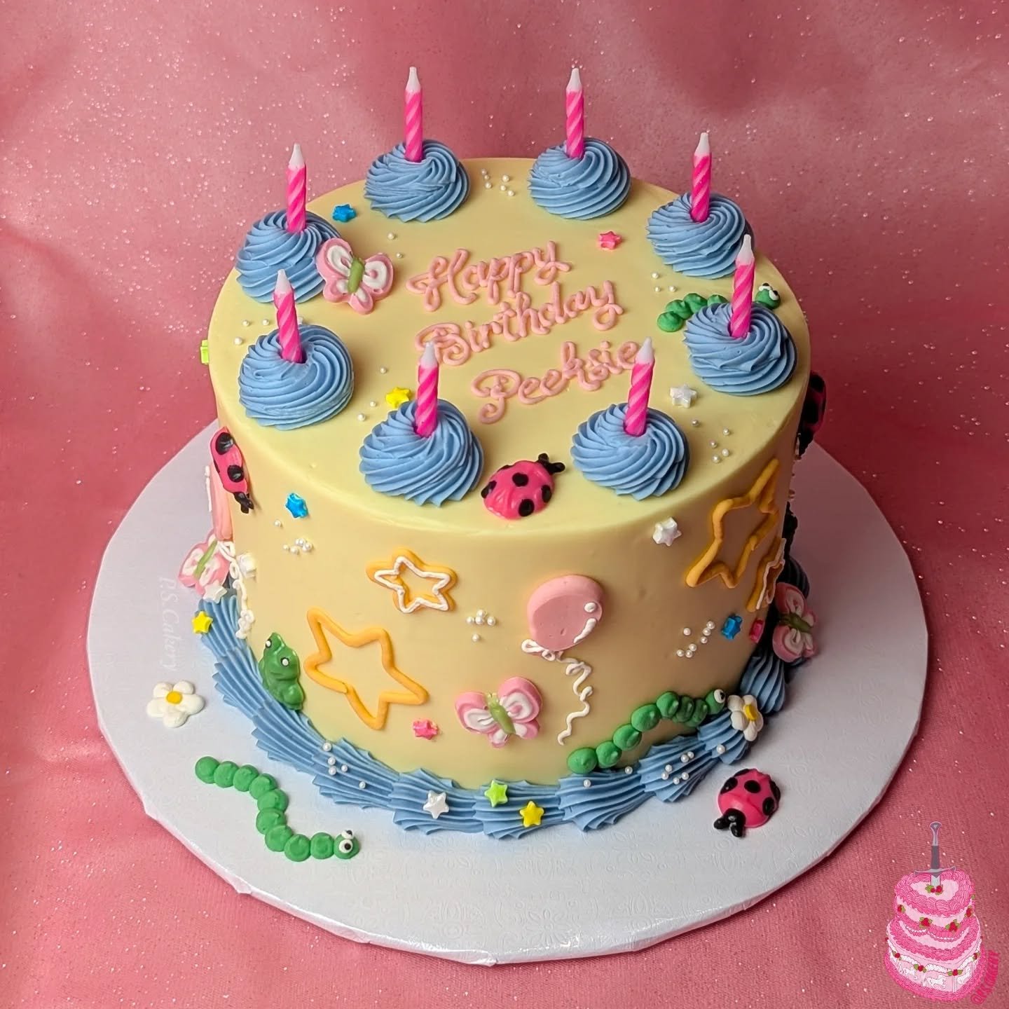 🐛🎈⭐🌷🦋🩵🐞

This was such a fun order to make!!!! I loved the colors and specific bug requests hehe. The whole vibe is so fun and spring time-y!! 

*Reminder!* My spring time bento flash sale is currently still going on at the time of this post, I