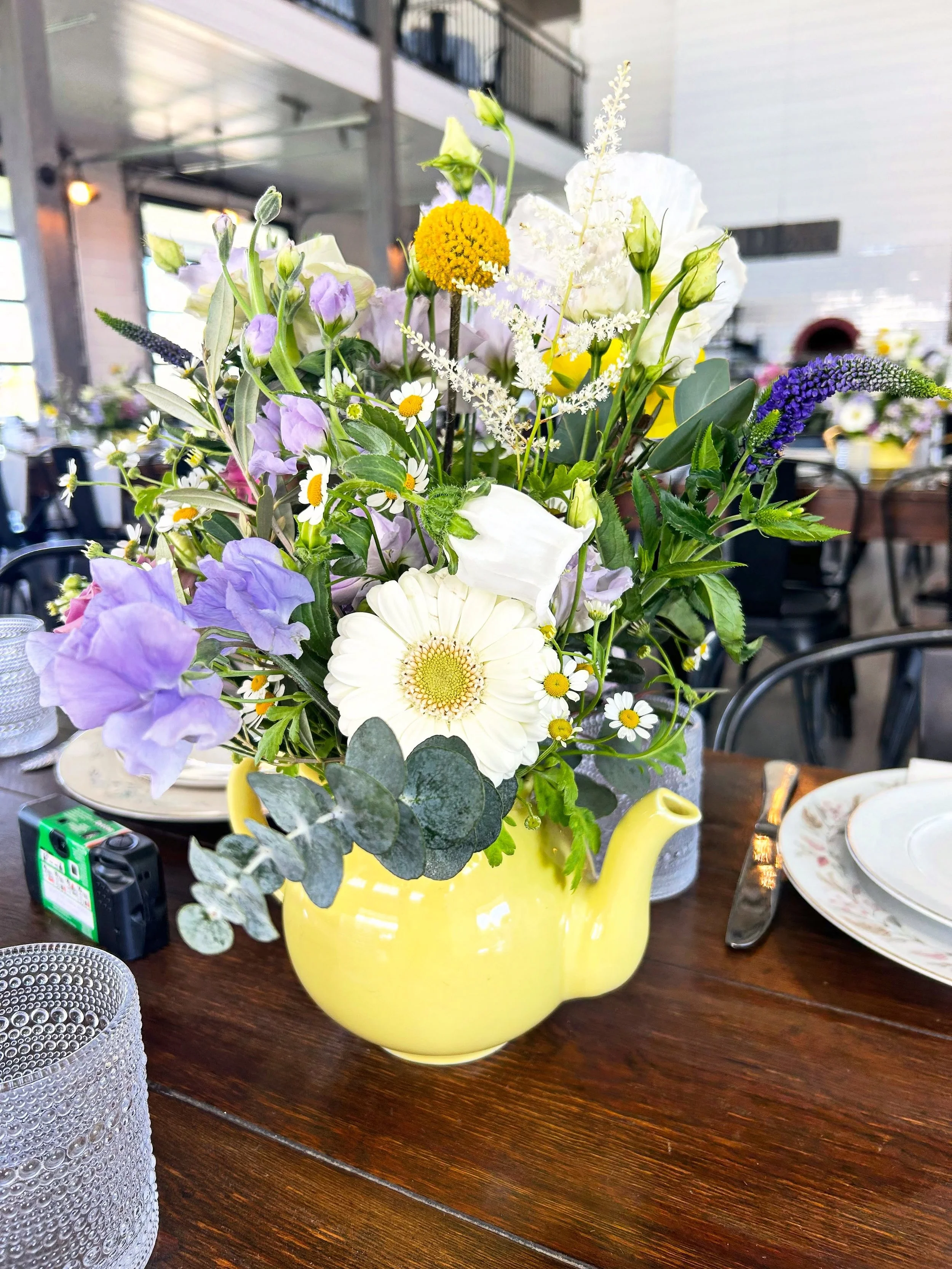 Now this is my kind of tea service!

These teapot arrangements were so fun to make! Each slightly different. Fun fact, the teapot with the gold was my grandmother&rsquo;s! I also created small arrangements in the client&rsquo;s mother&rsquo;s teacup 