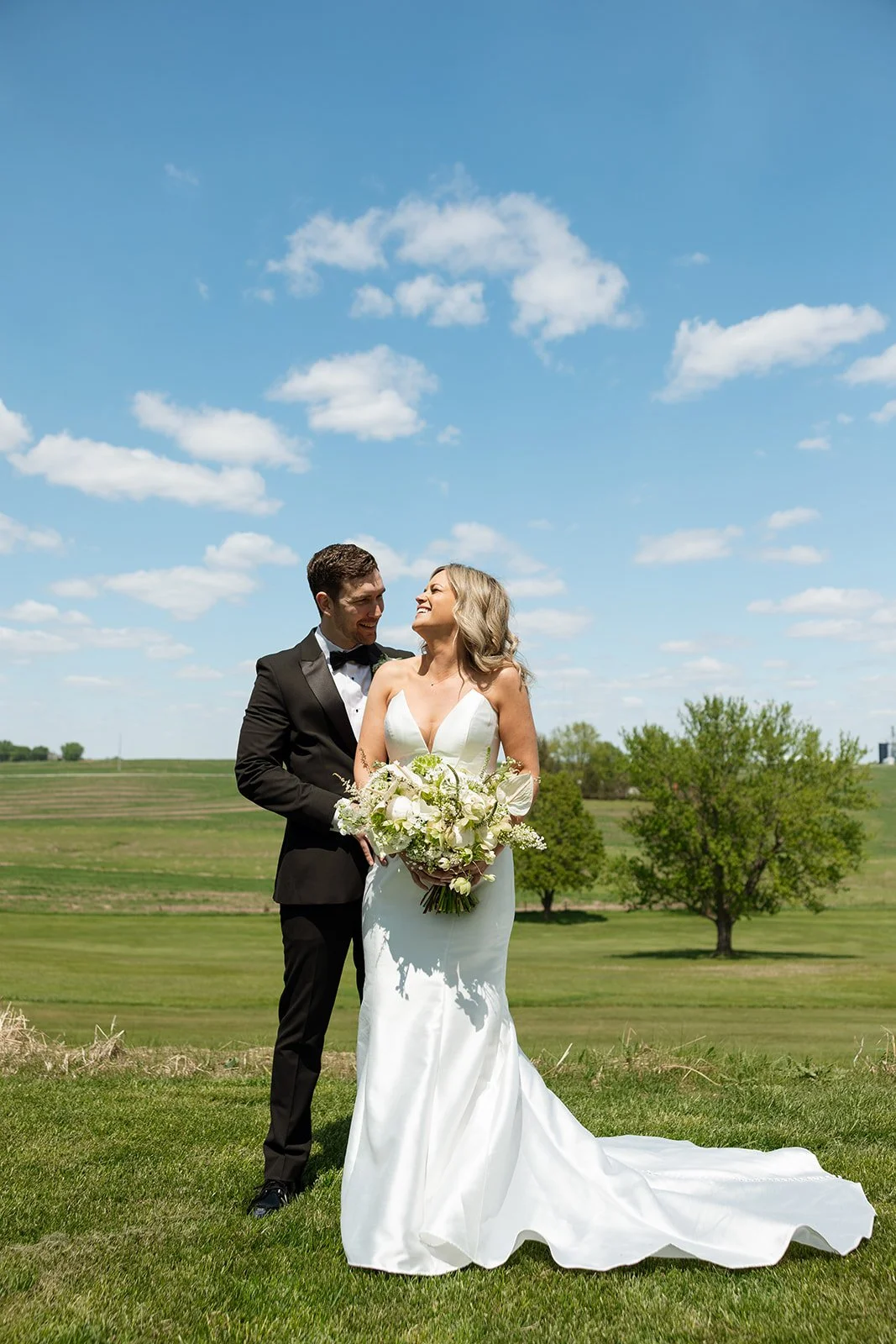 Britt&AustinWeddingPreview-57.jpg