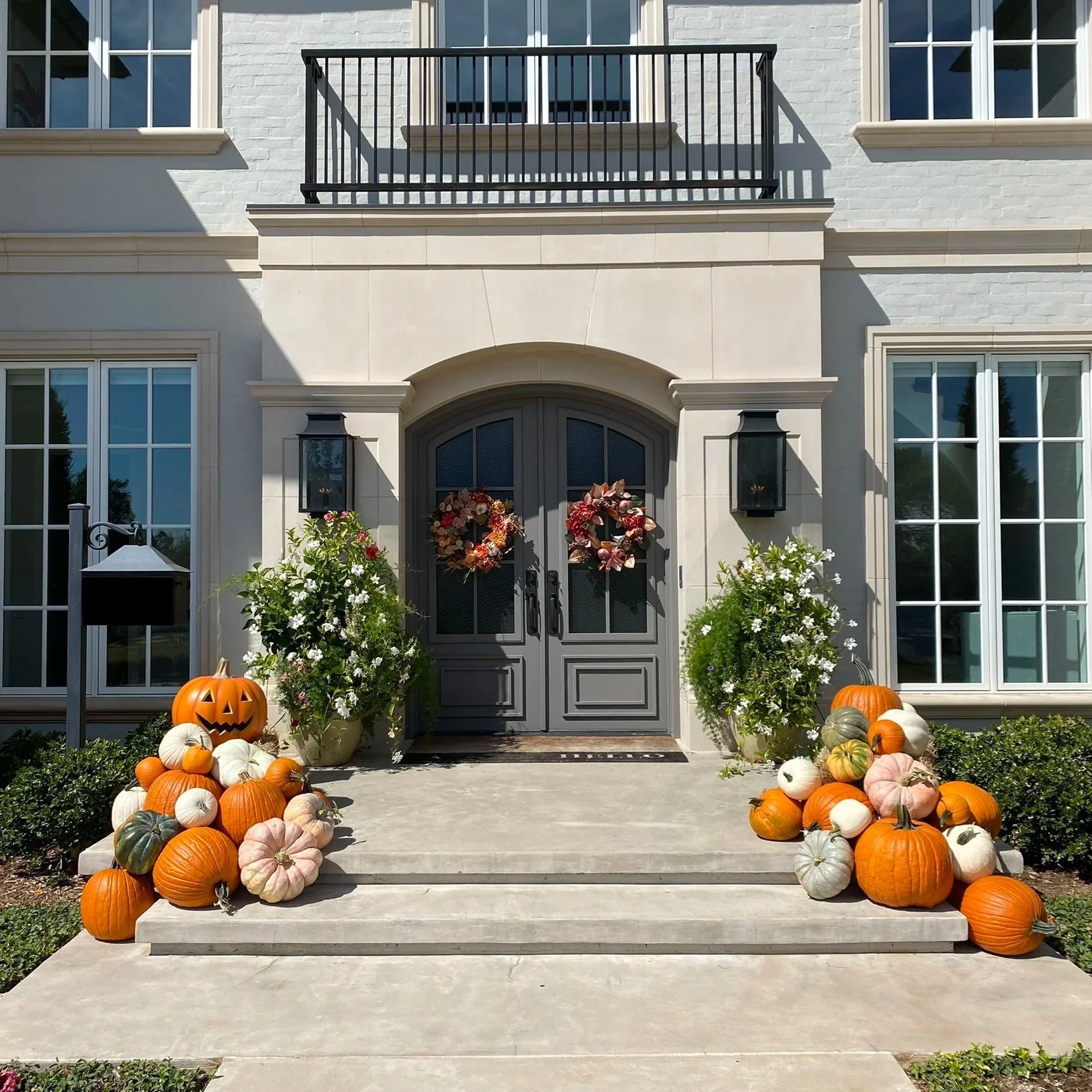 Perfect for generously sized porches or wide front steps