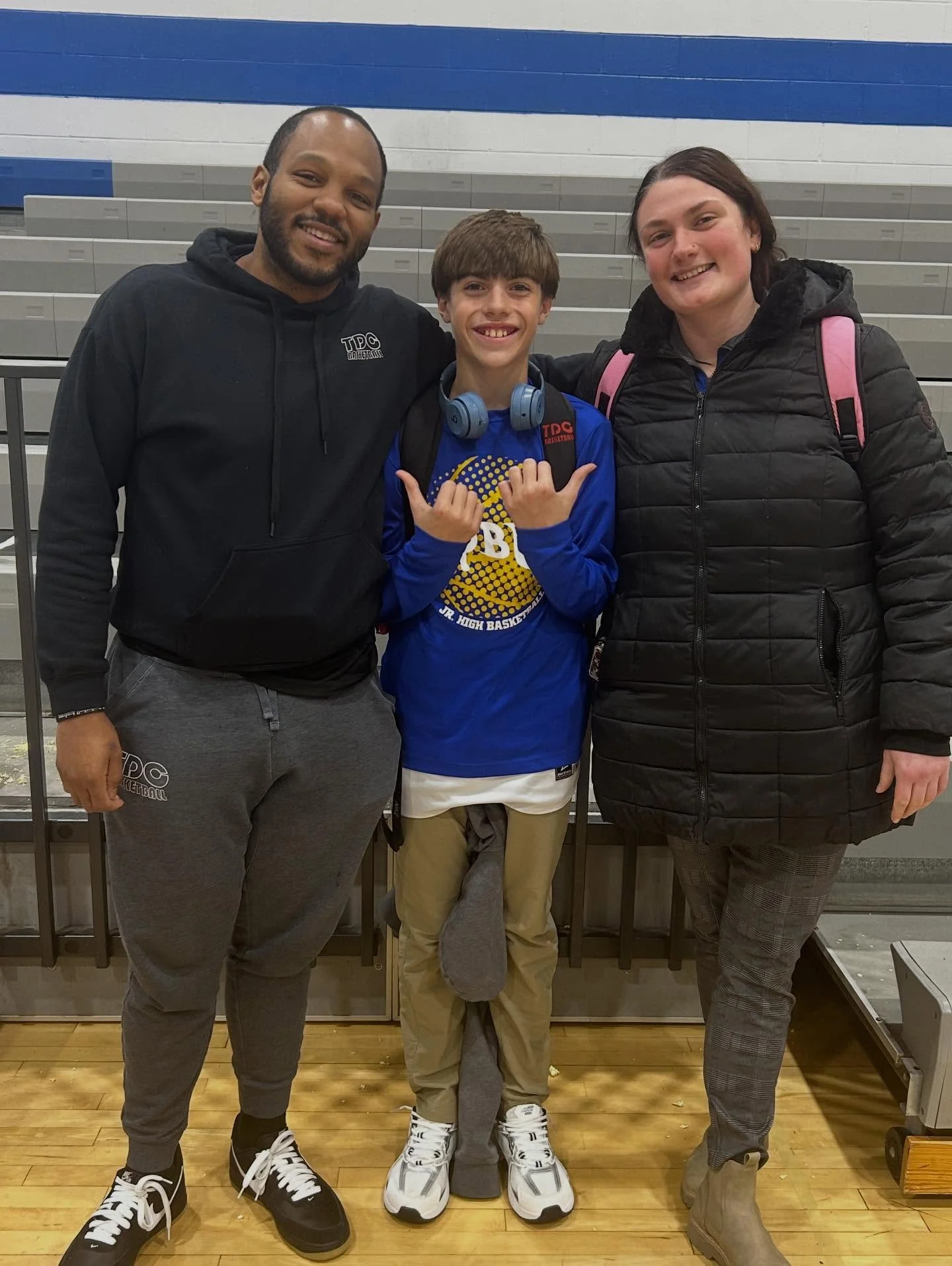 Shout out to Dawson! Got to see him at the game the other day in PBL. He has definitely developed his game and is learning how to become a better player in the court. 

#teamdreamchasers #basketball #aau