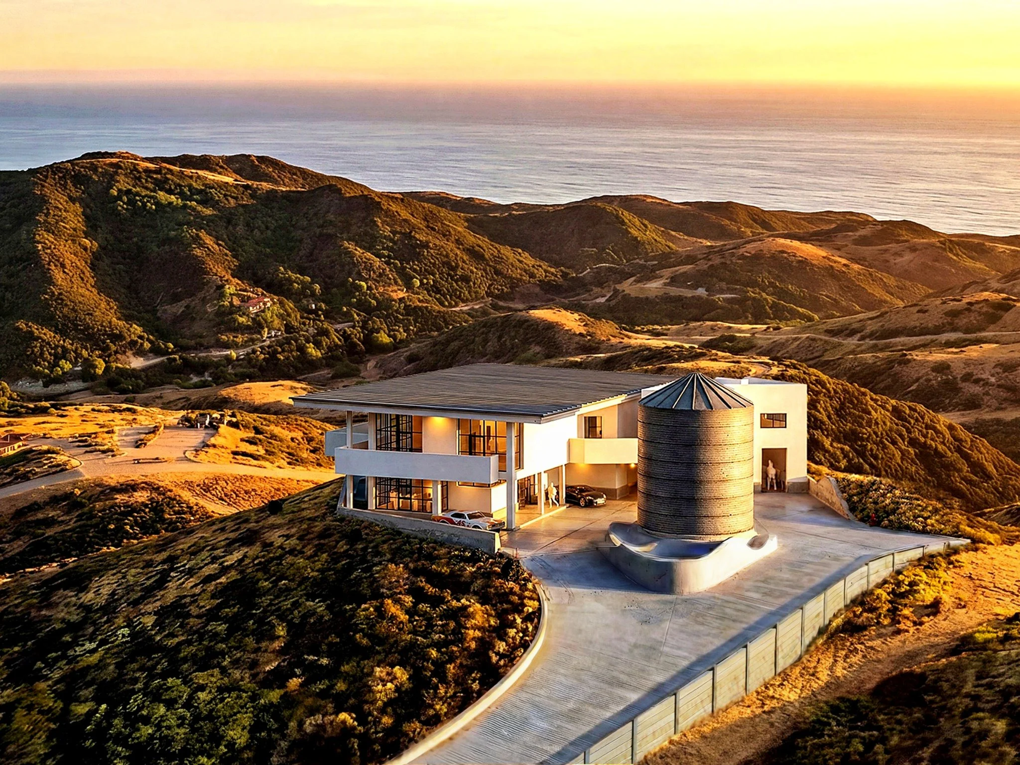 22.0 MLS_Brokerage_Luxury_Final_2048x1536.jpg