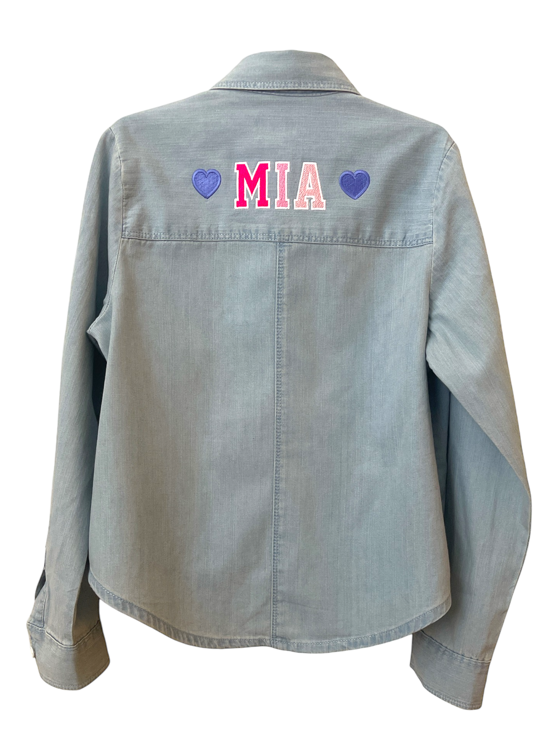 Mia-Chambray.png