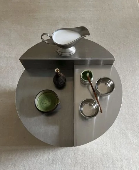 MOMO Stainless Steel Coffee Table Round Metal Coffee Table 