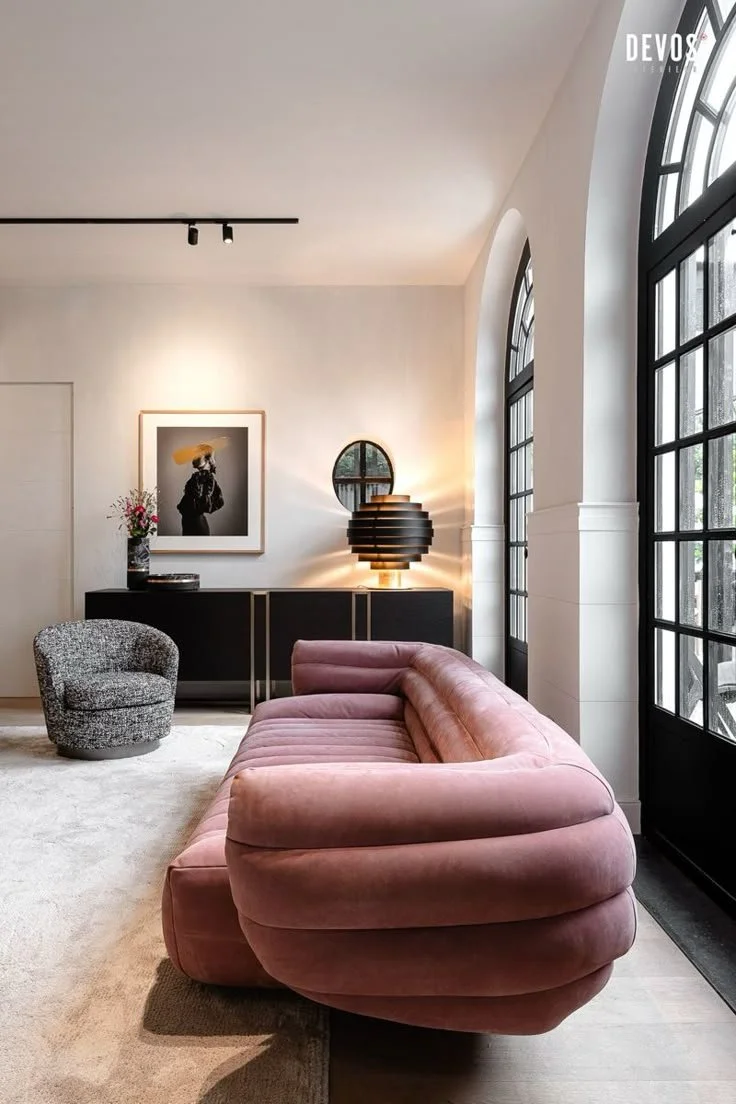 A Pop of Pink : the edit