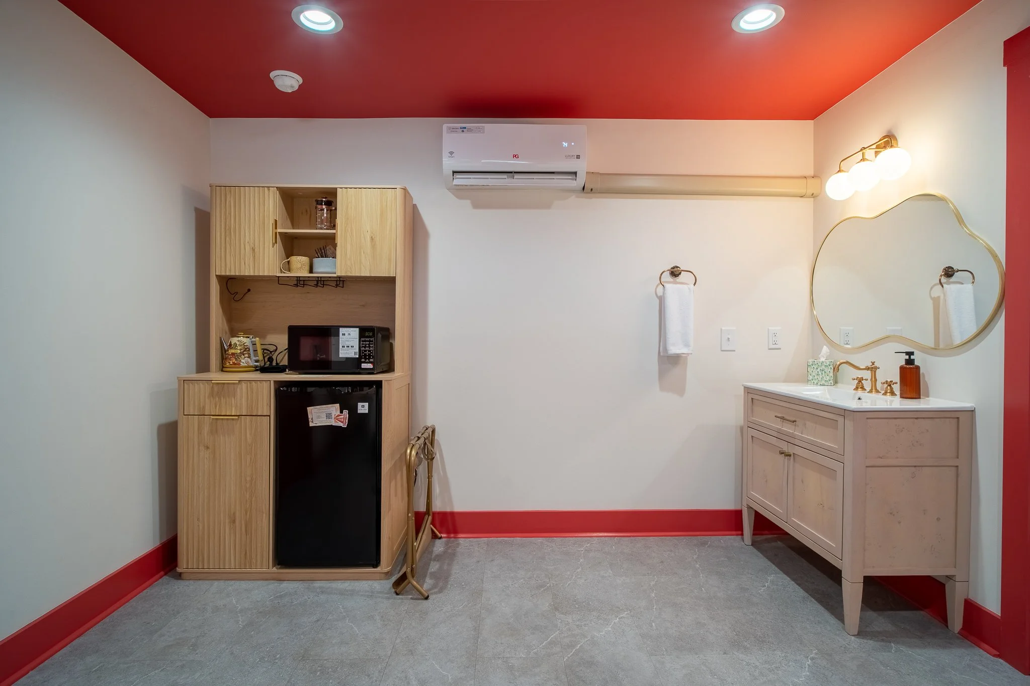 DEF09885-HDR.jpg
