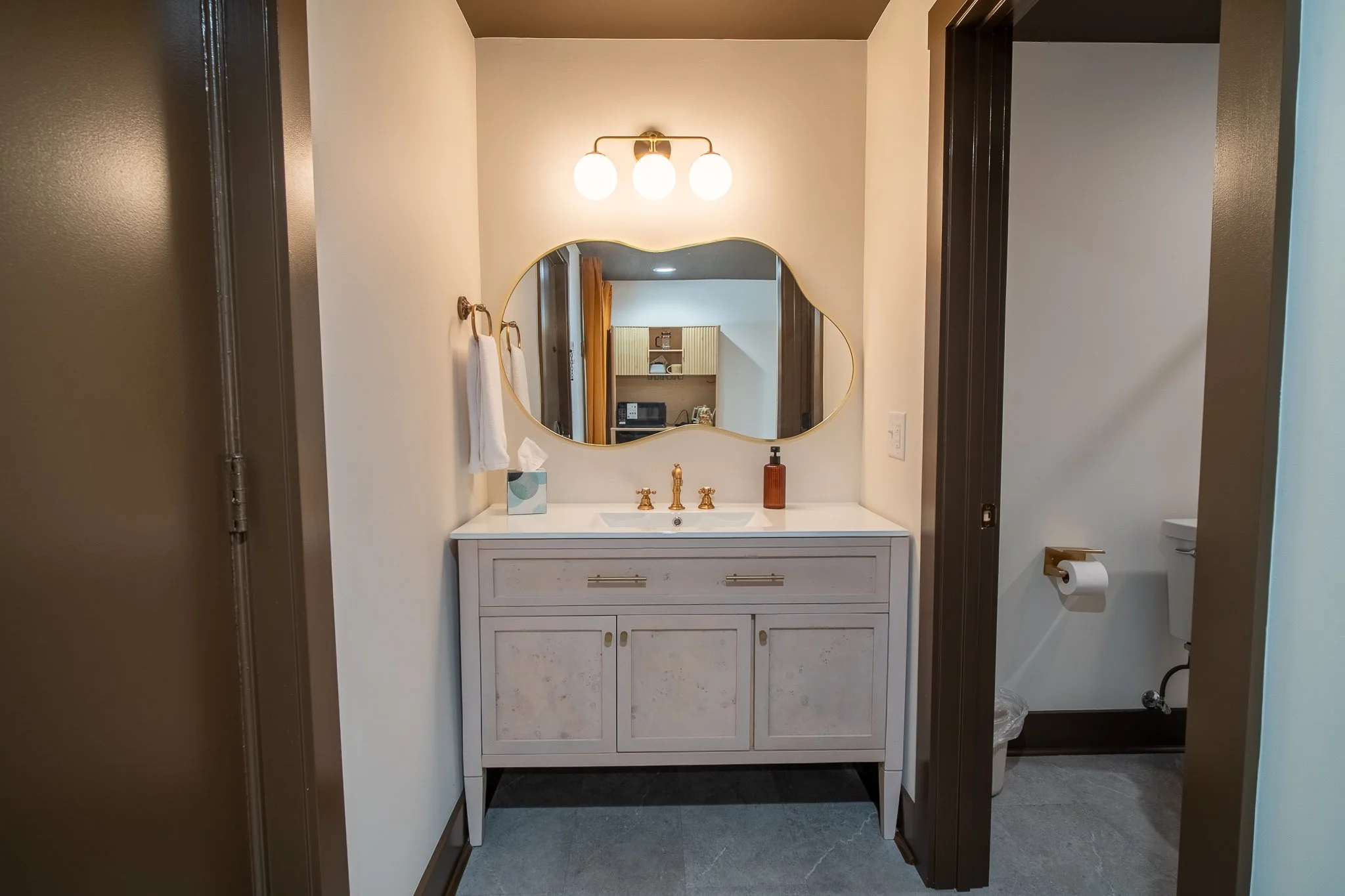 DEF09845-HDR.jpg