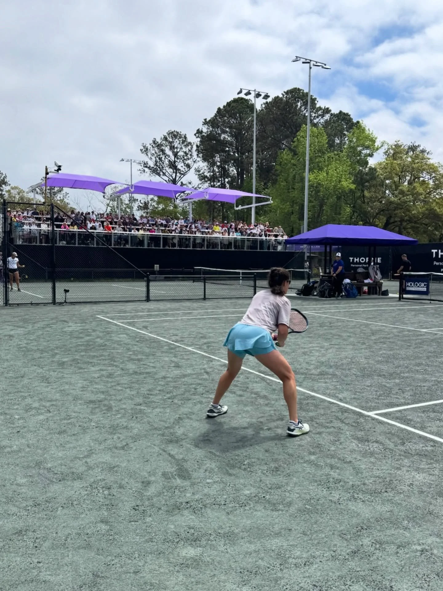 Sitting out clay season, but still holding onto these @creditonecharlestonopen mems🤍