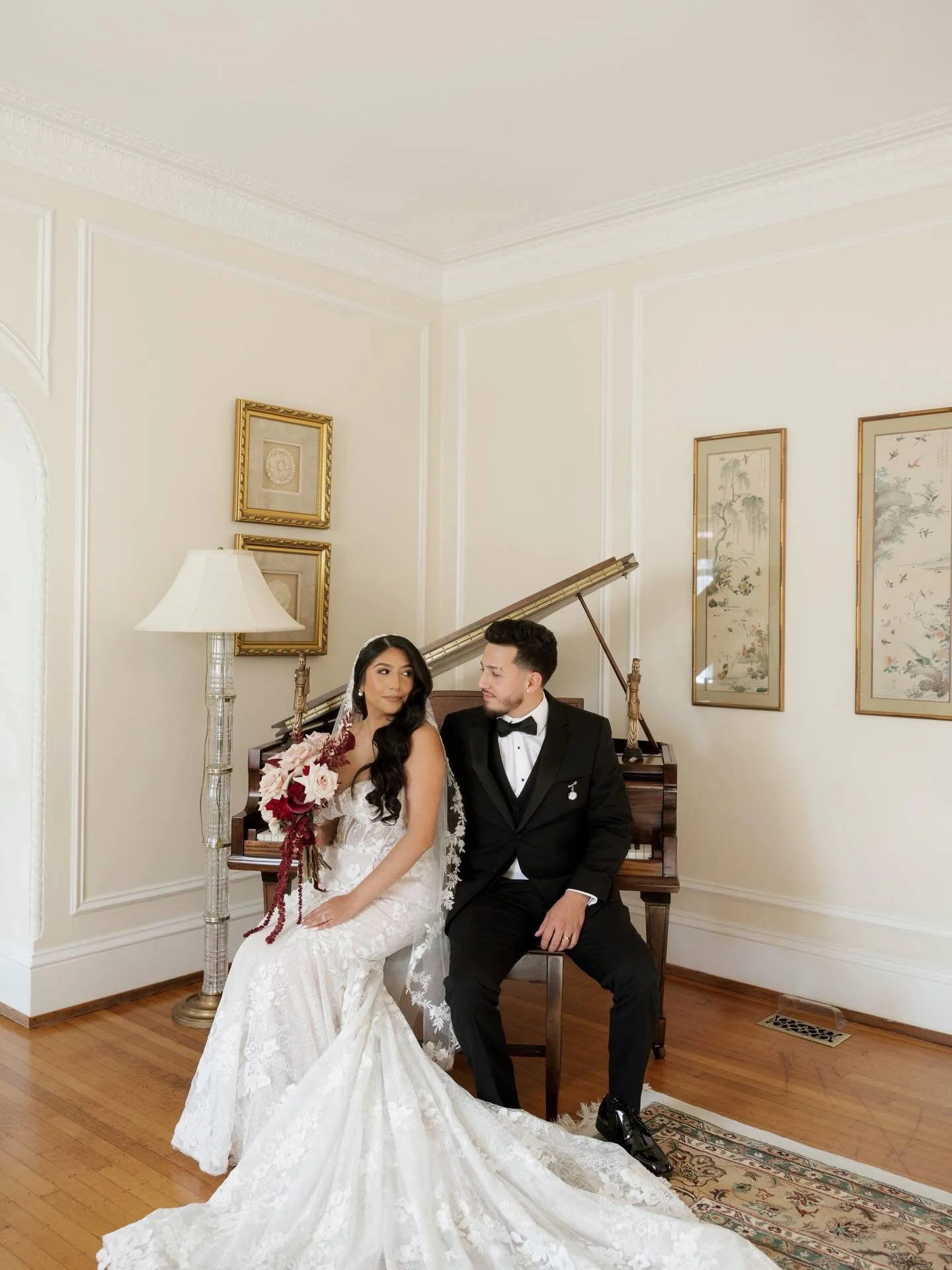 Ended the year as Mr. + Mrs. Vega 💌

a special winter wedding day celebrating a sweet love story between Fabiola + Alejandro ❤️