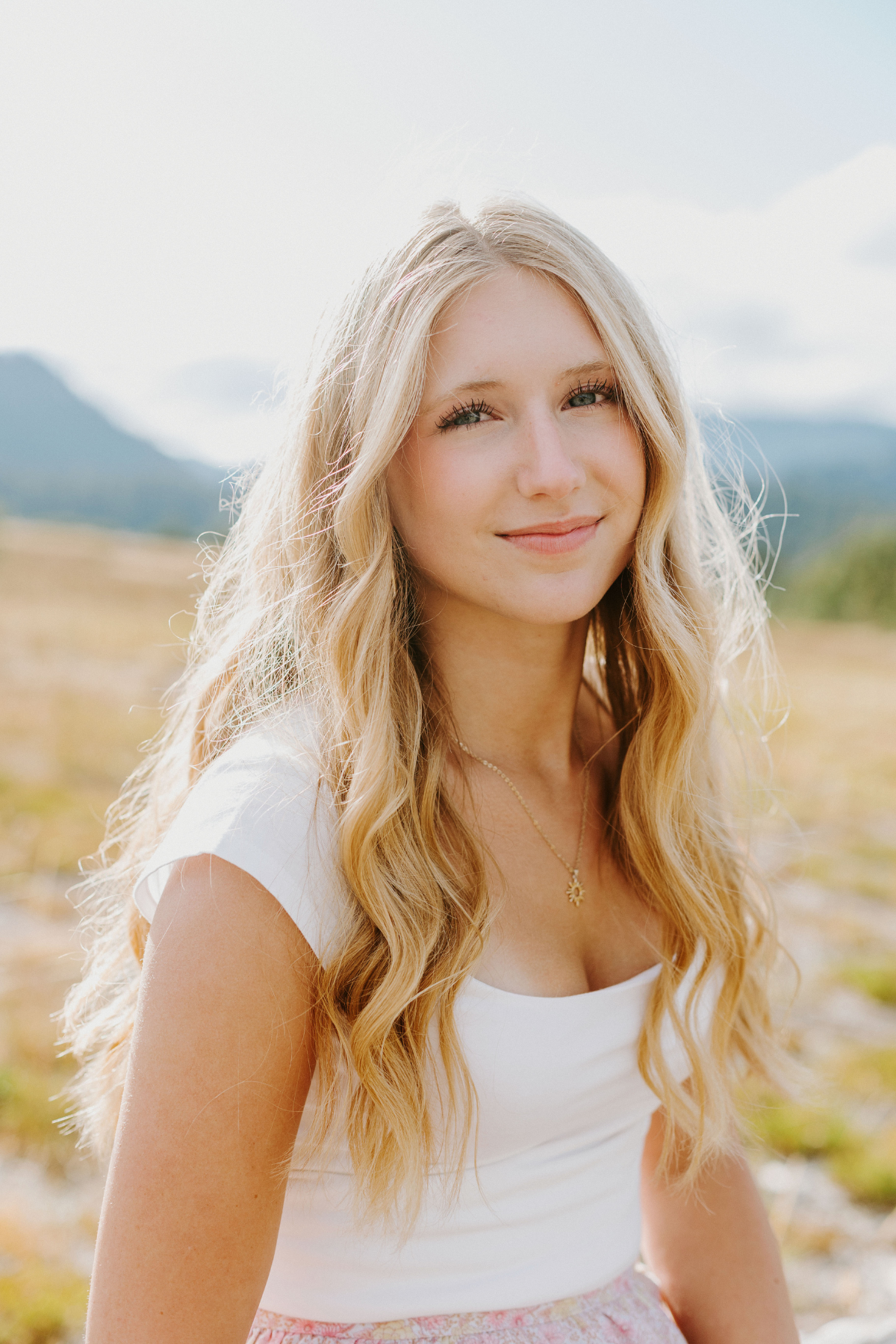 LoveChel-senior-photographer-Bend-Oregon-2.png