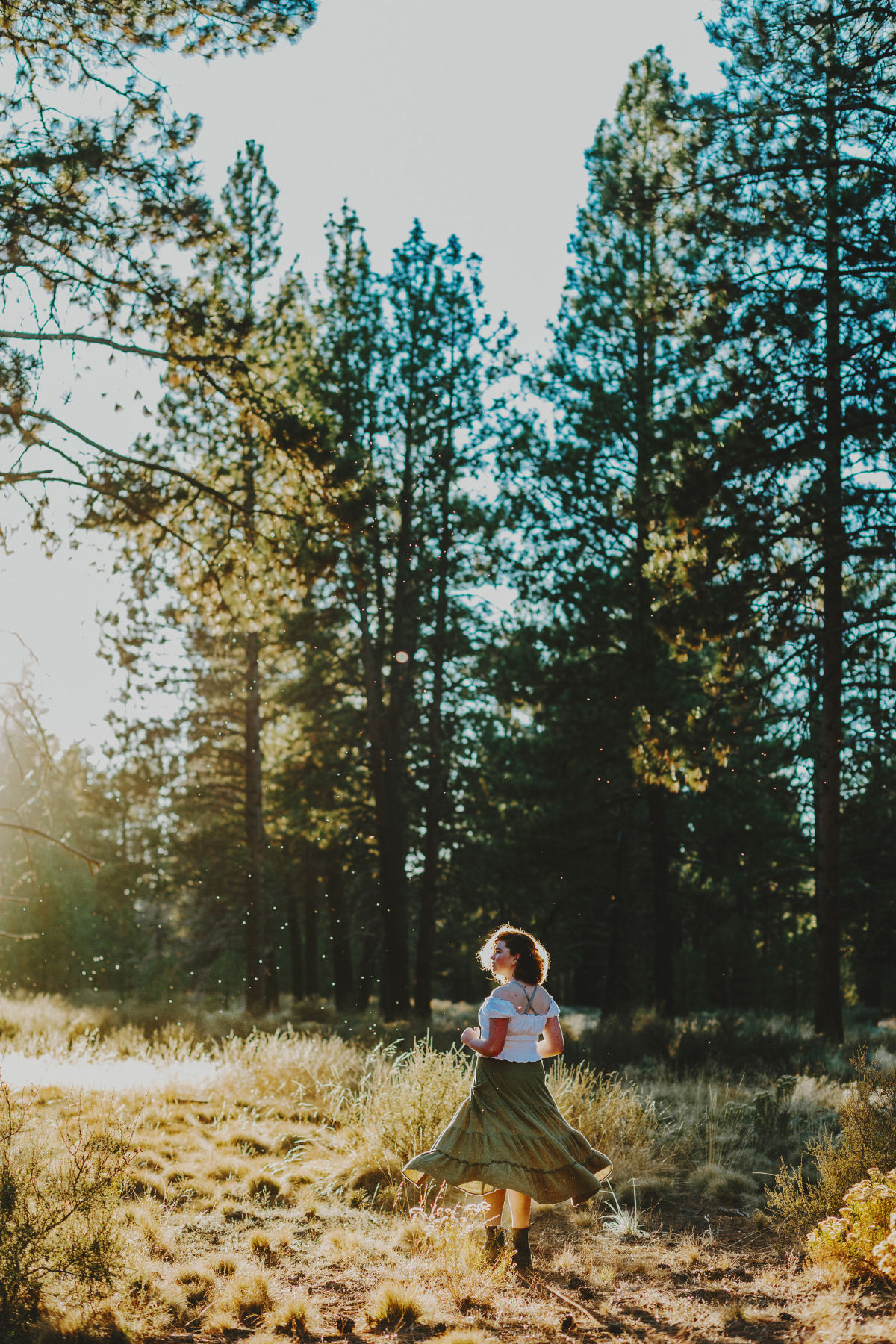 LoveChel-senior-photographer-Bend-Oregon-9.png