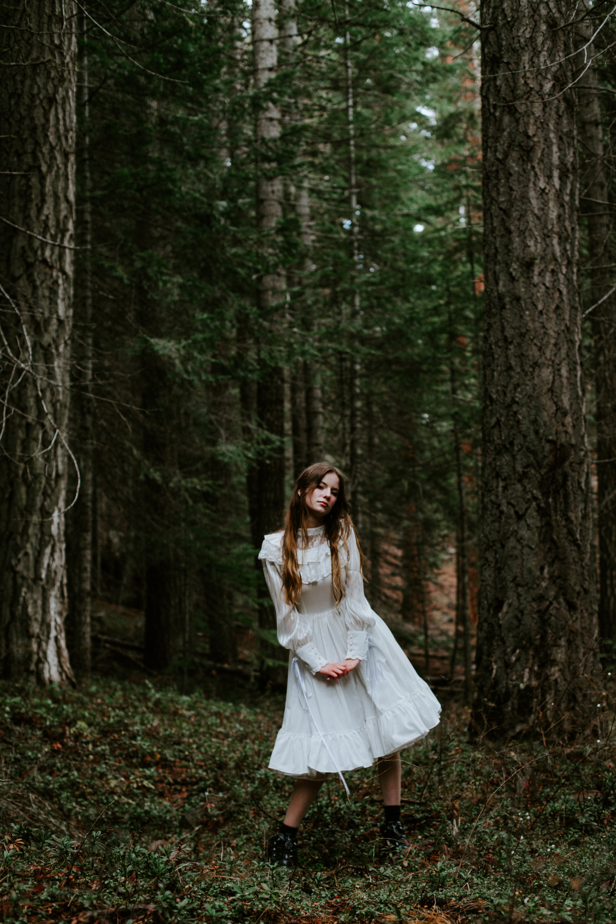 LoveChel-senior-photographer-Bend-Oregon-32.png