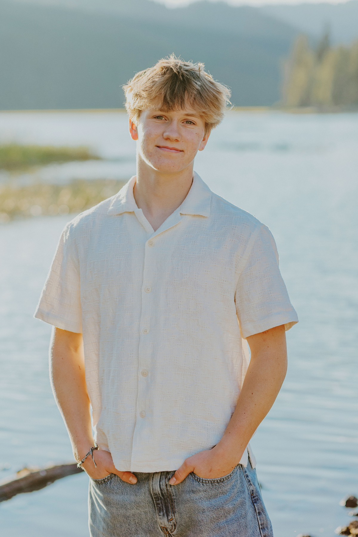 LoveChel-senior-photographer-Bend-Oregon-5.png